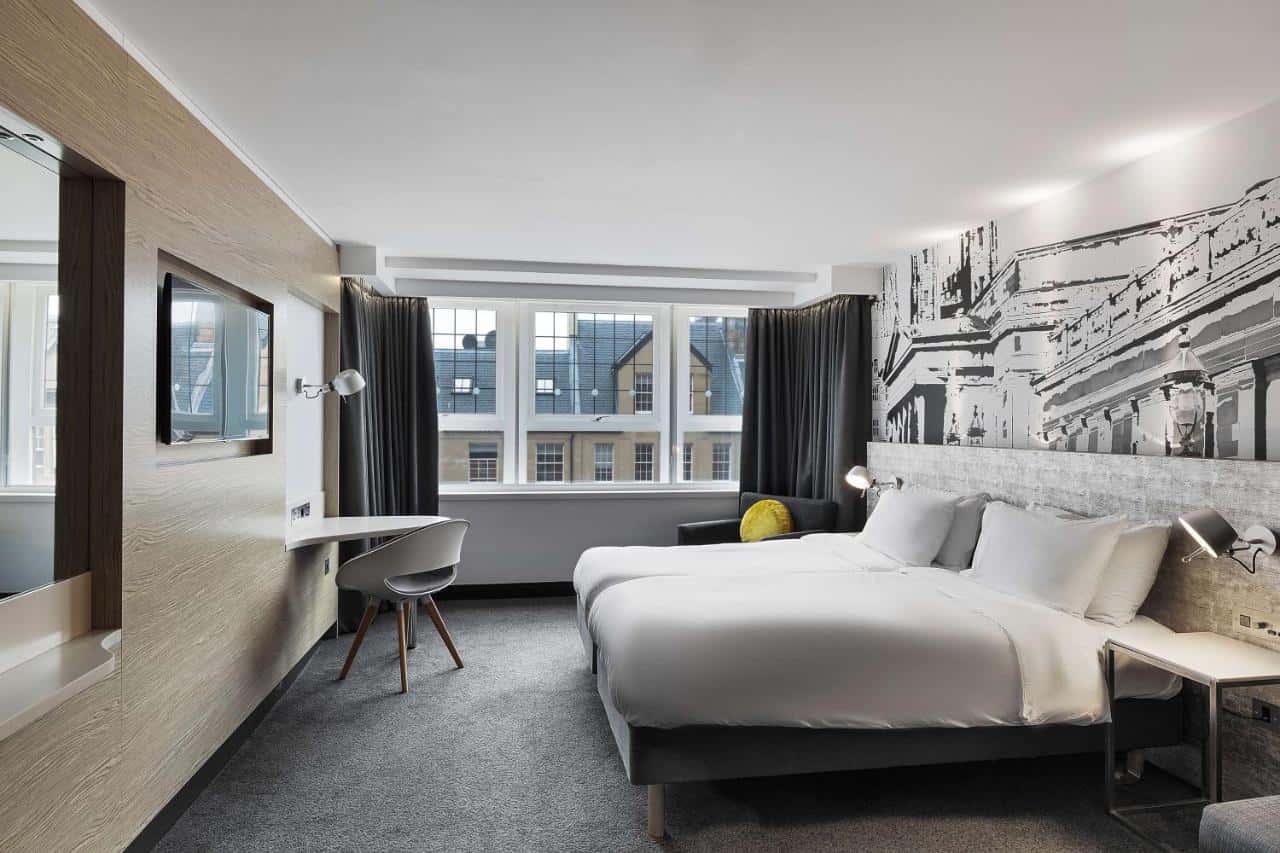 Standard Guestroom 1