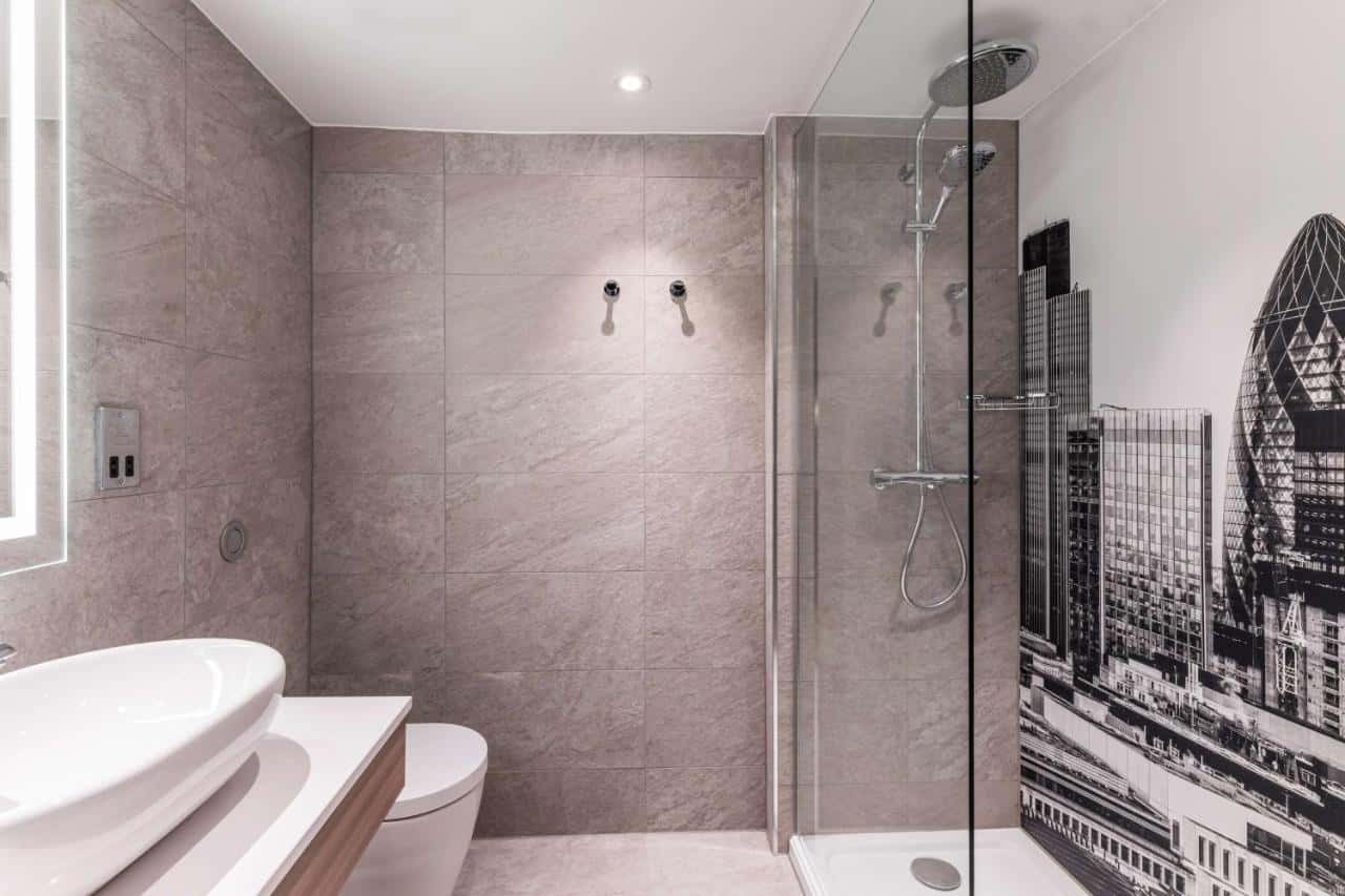 Standard Guestroom 2