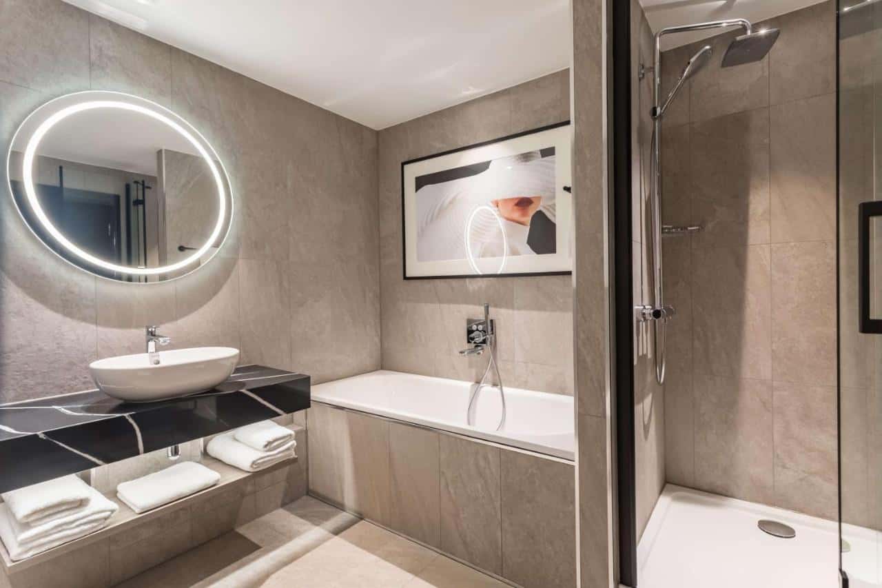 Standard Guestroom 3