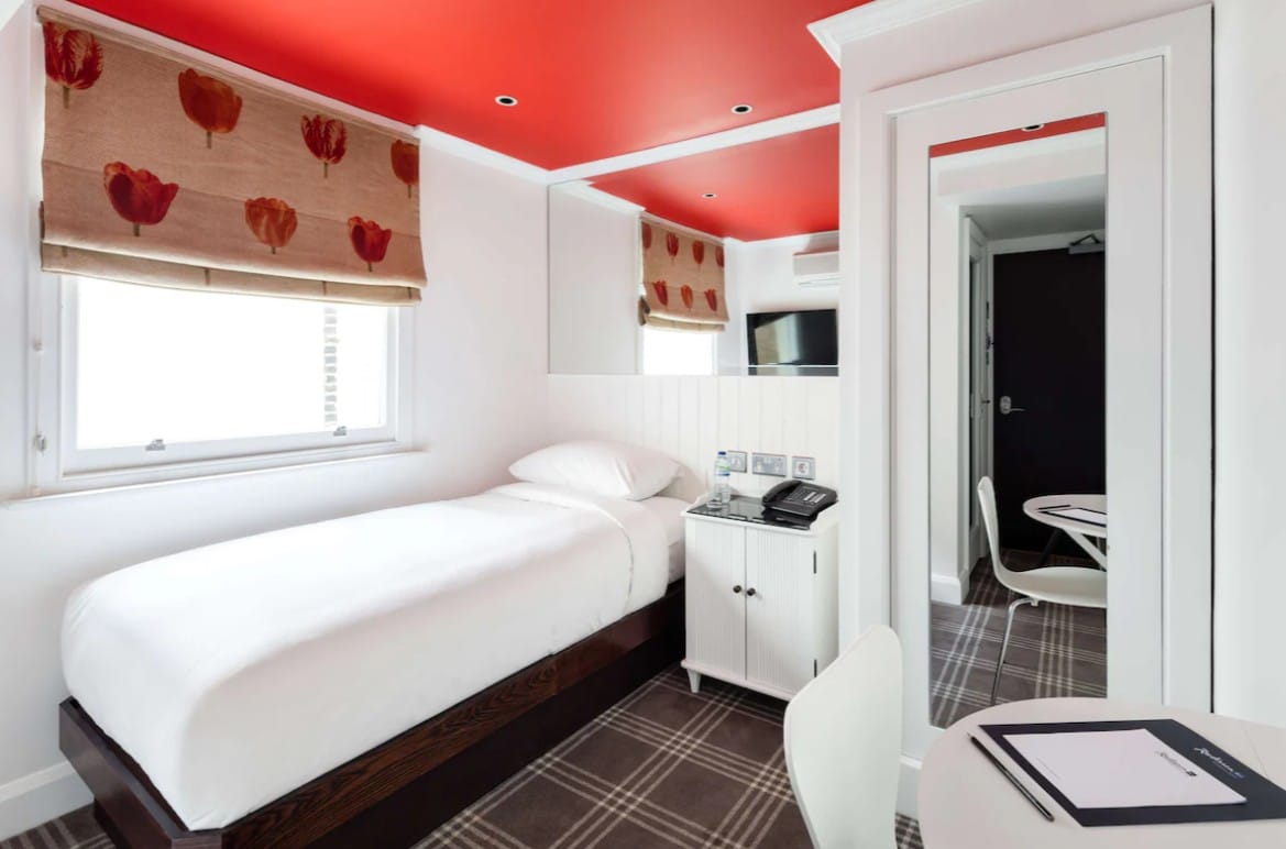 Bedrooms 4