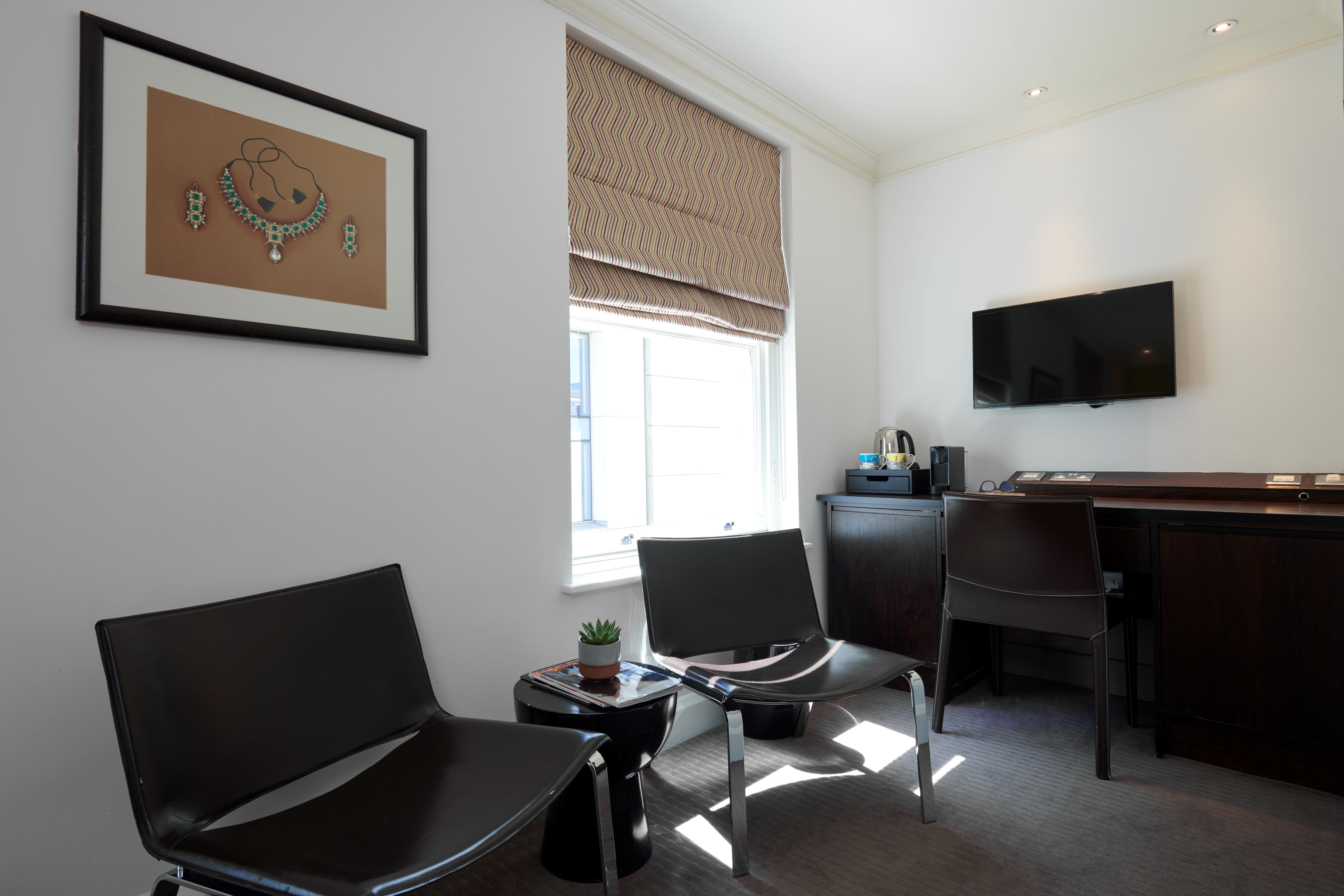 Bedrooms 5