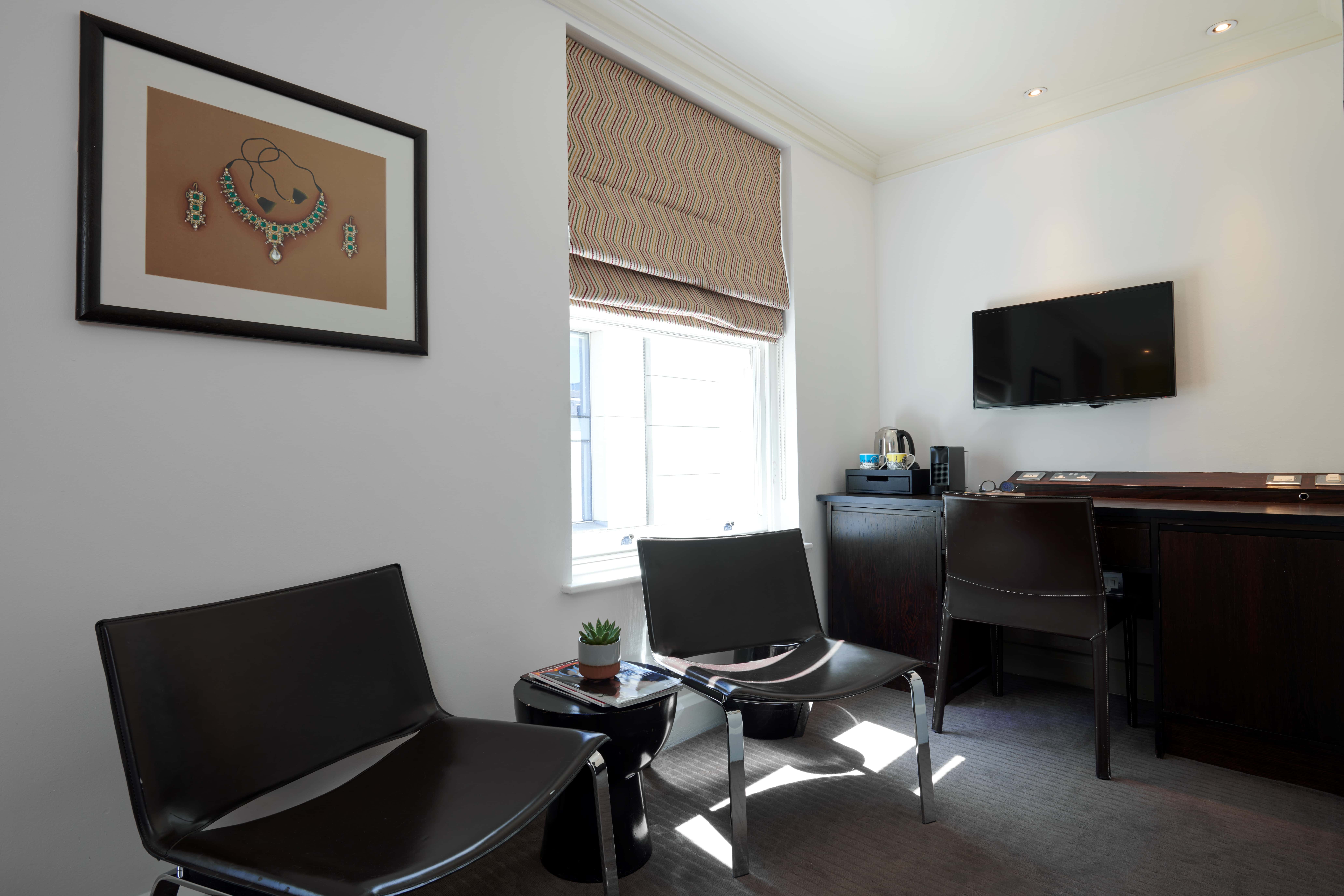Bedrooms 5
