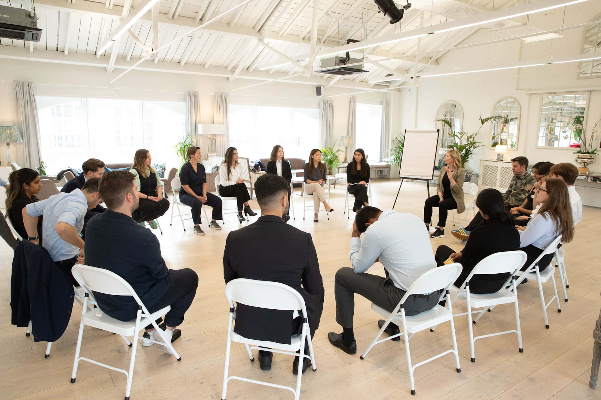 The New White Loft and the Palm Room 15