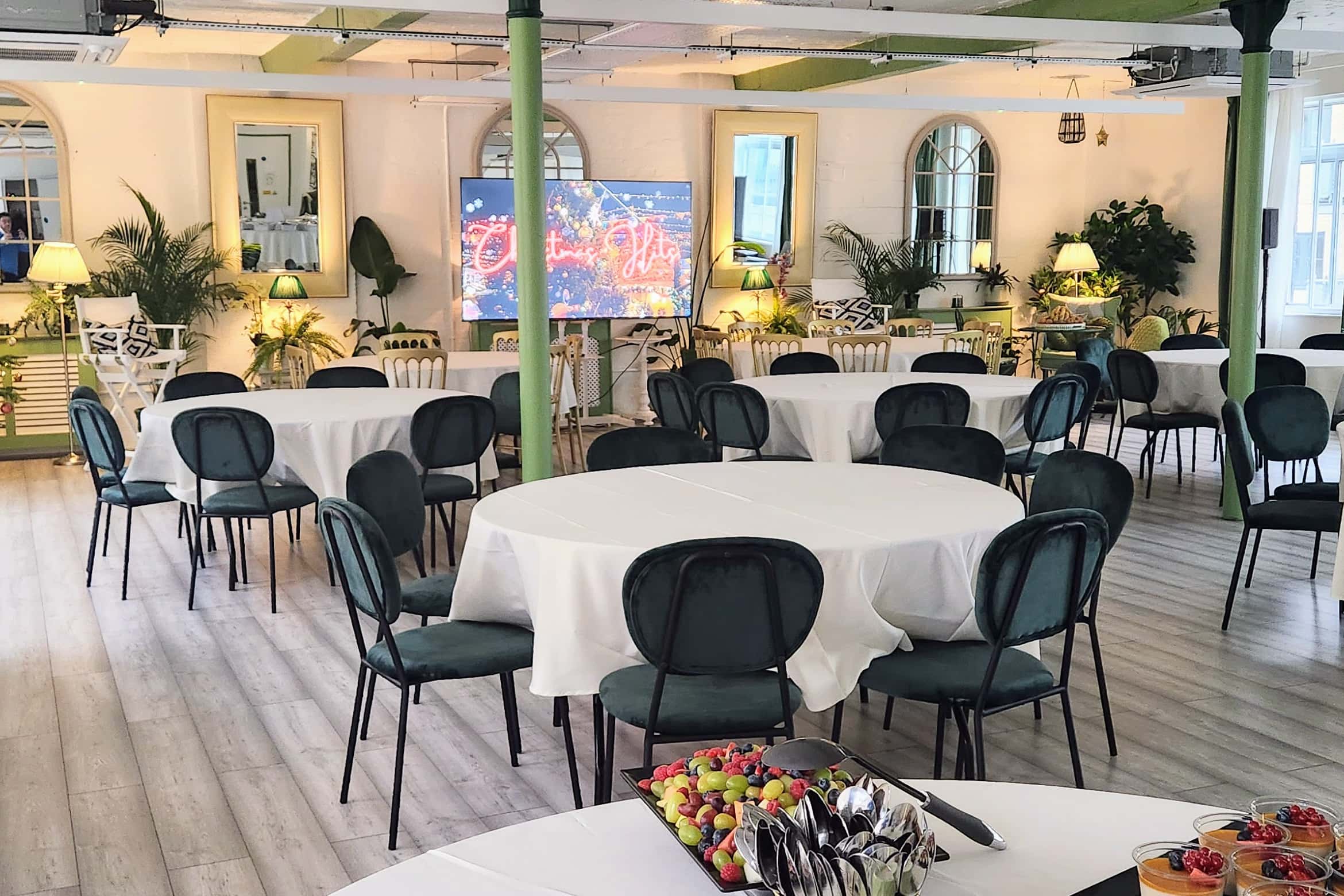 The New White Loft and the Palm Room 32