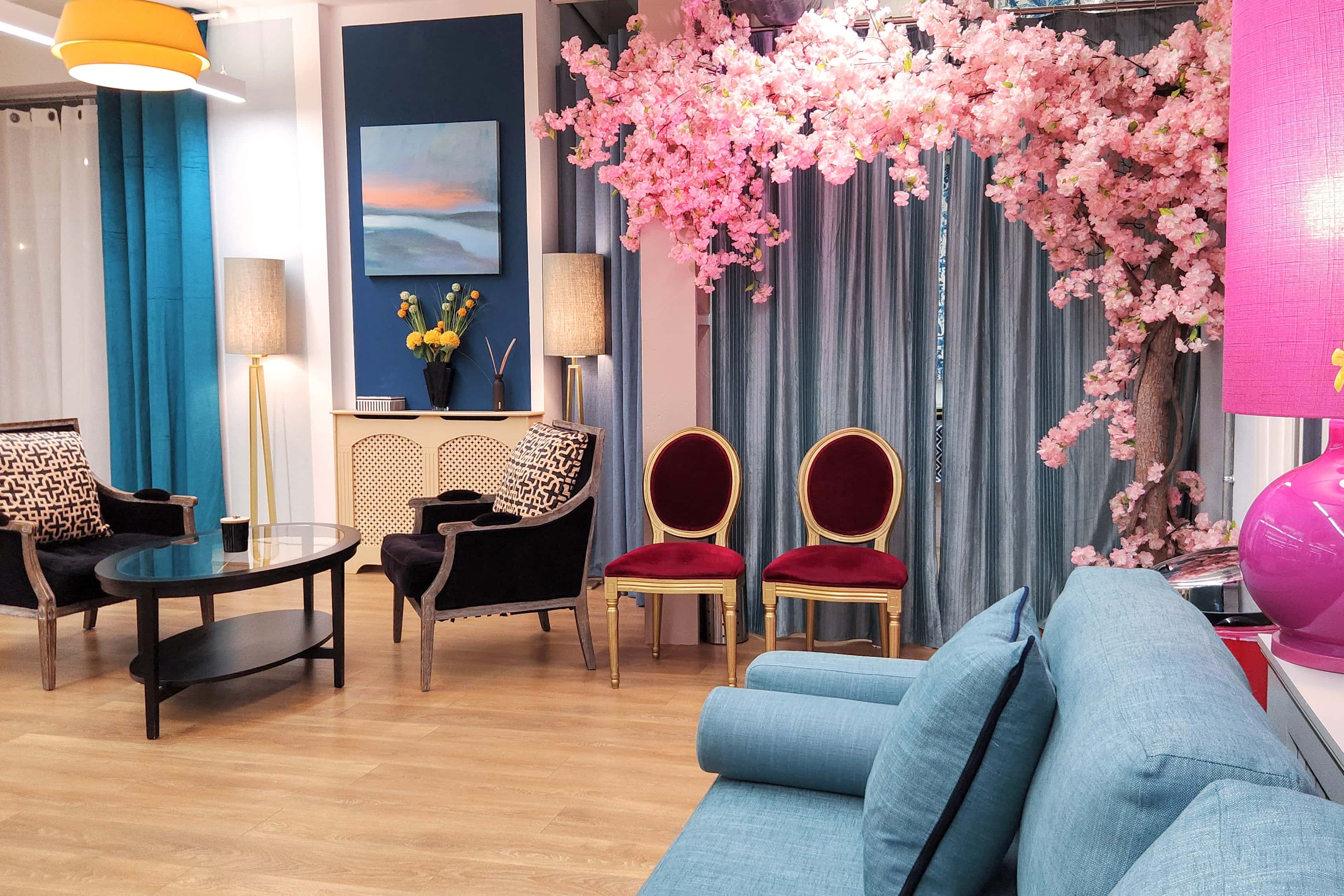 La Galeria and the Studio 24