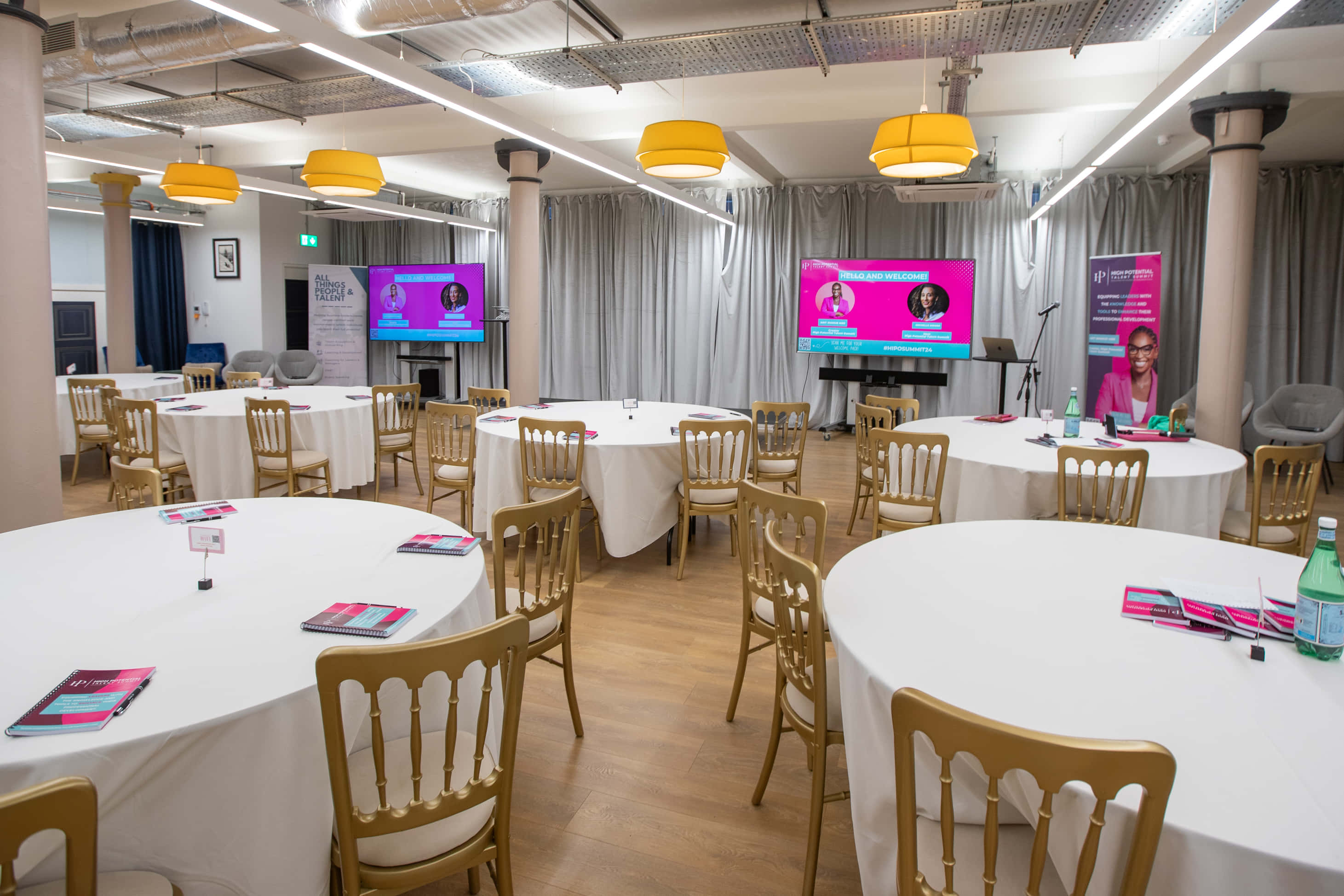 La Galeria and the Studio 16