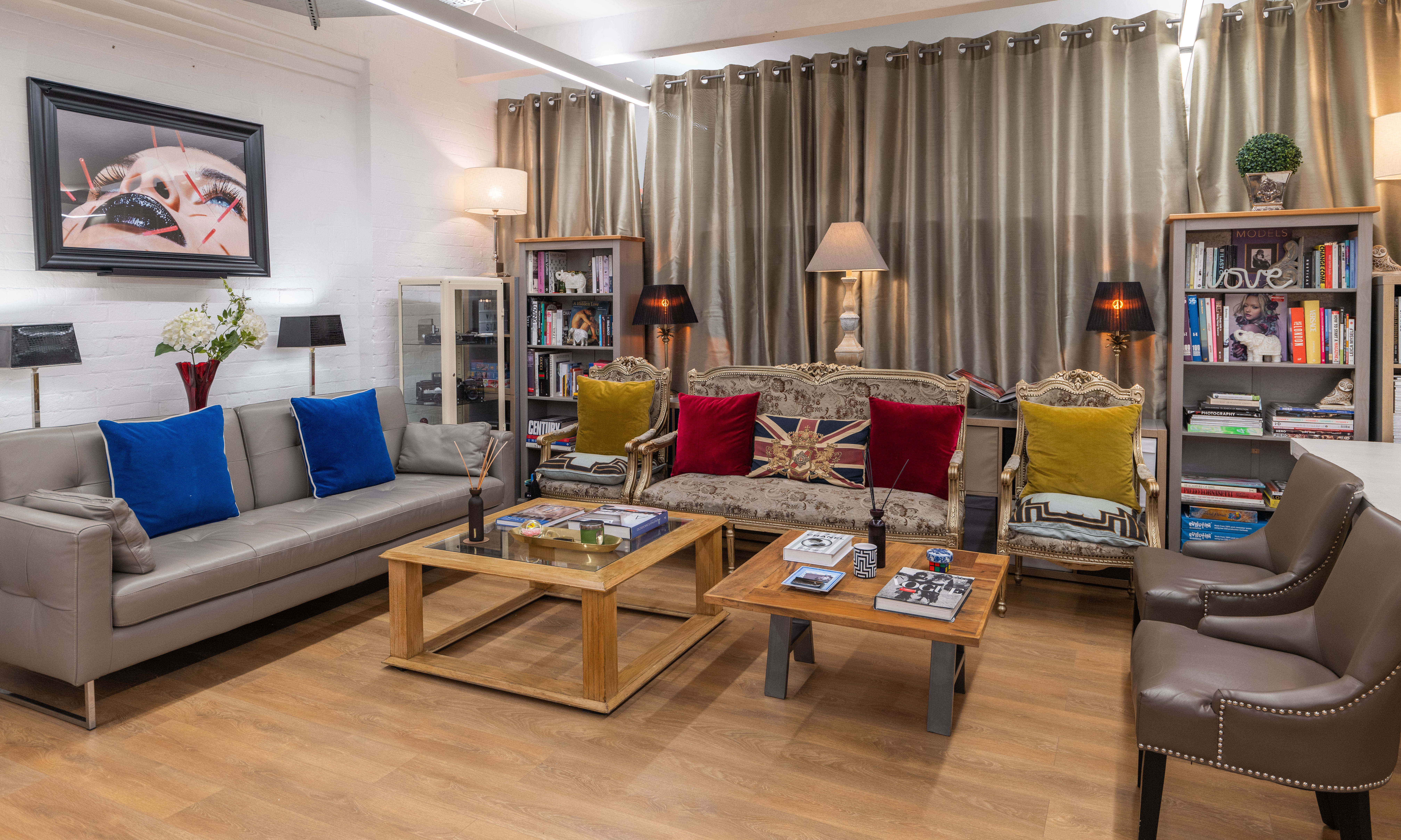 The New White Loft and the Studio 28