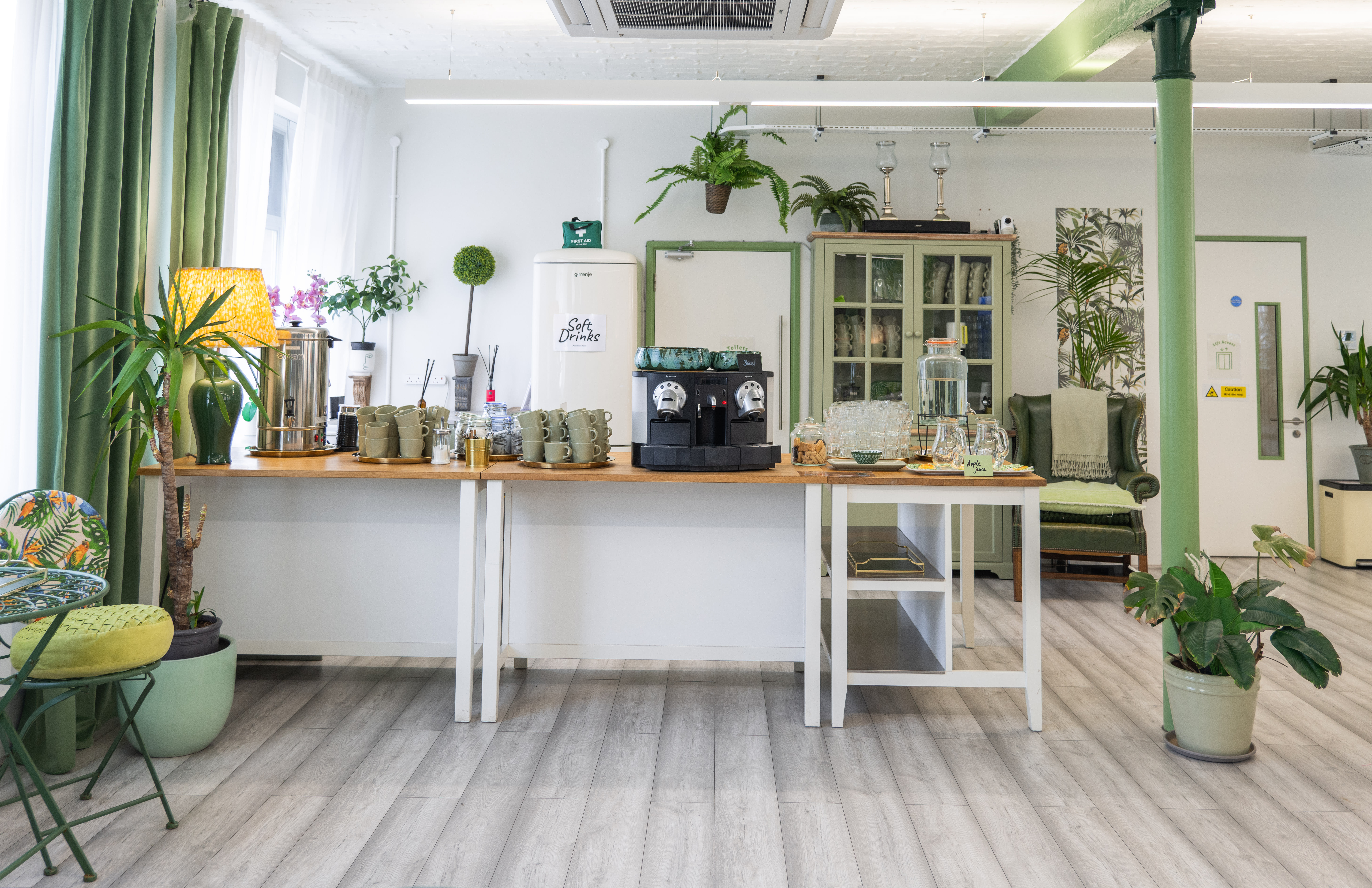 The Palm Room and the Studio 27