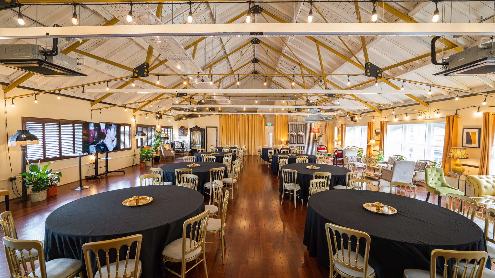 New Victorian Loft and Galeria 46