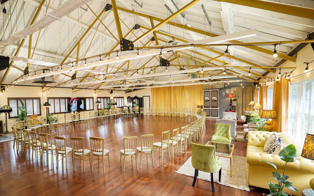 New Victorian Loft and Galeria 13