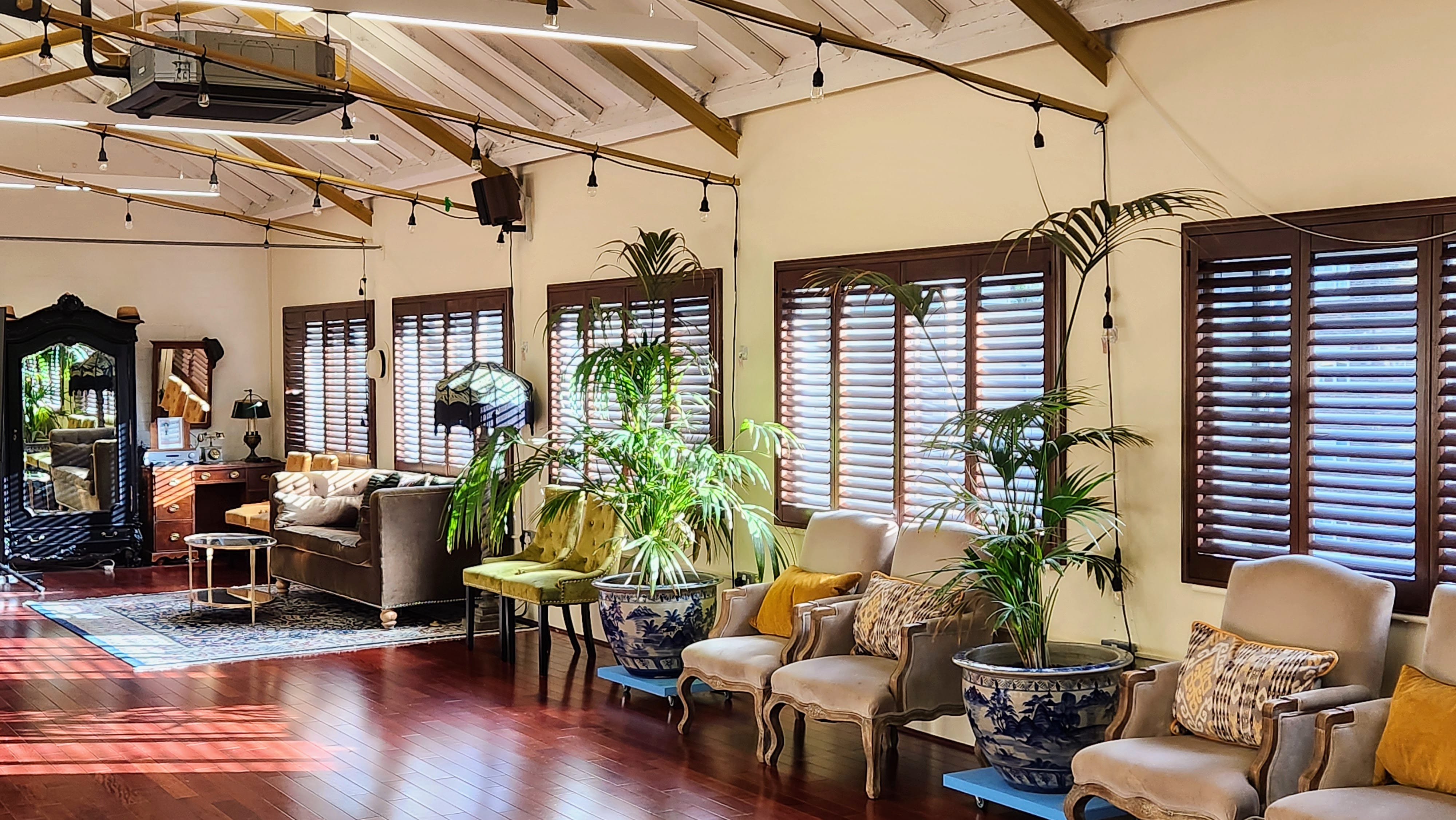 New Victorian Loft and Galeria 35