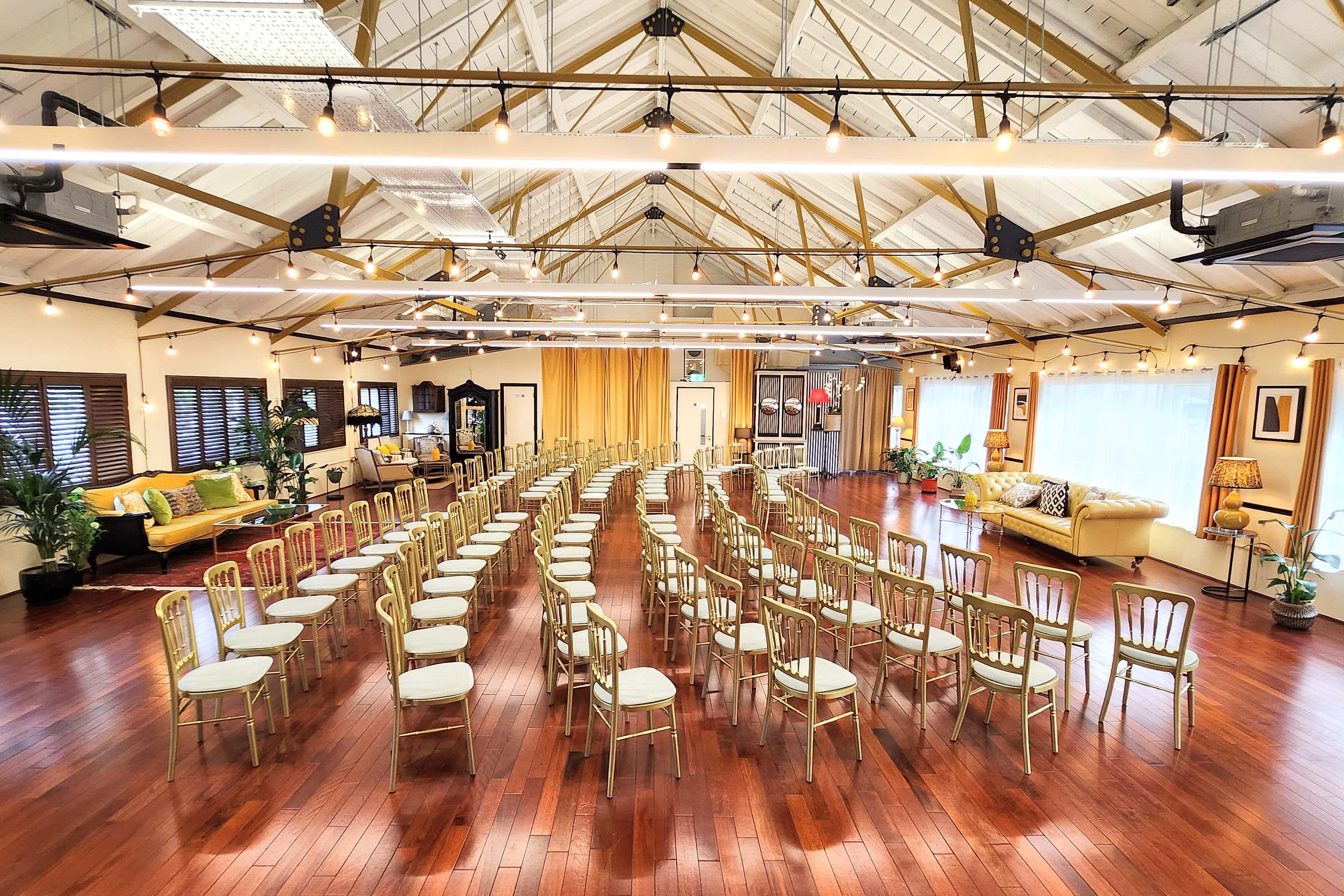 New Victorian Loft and Galeria 39