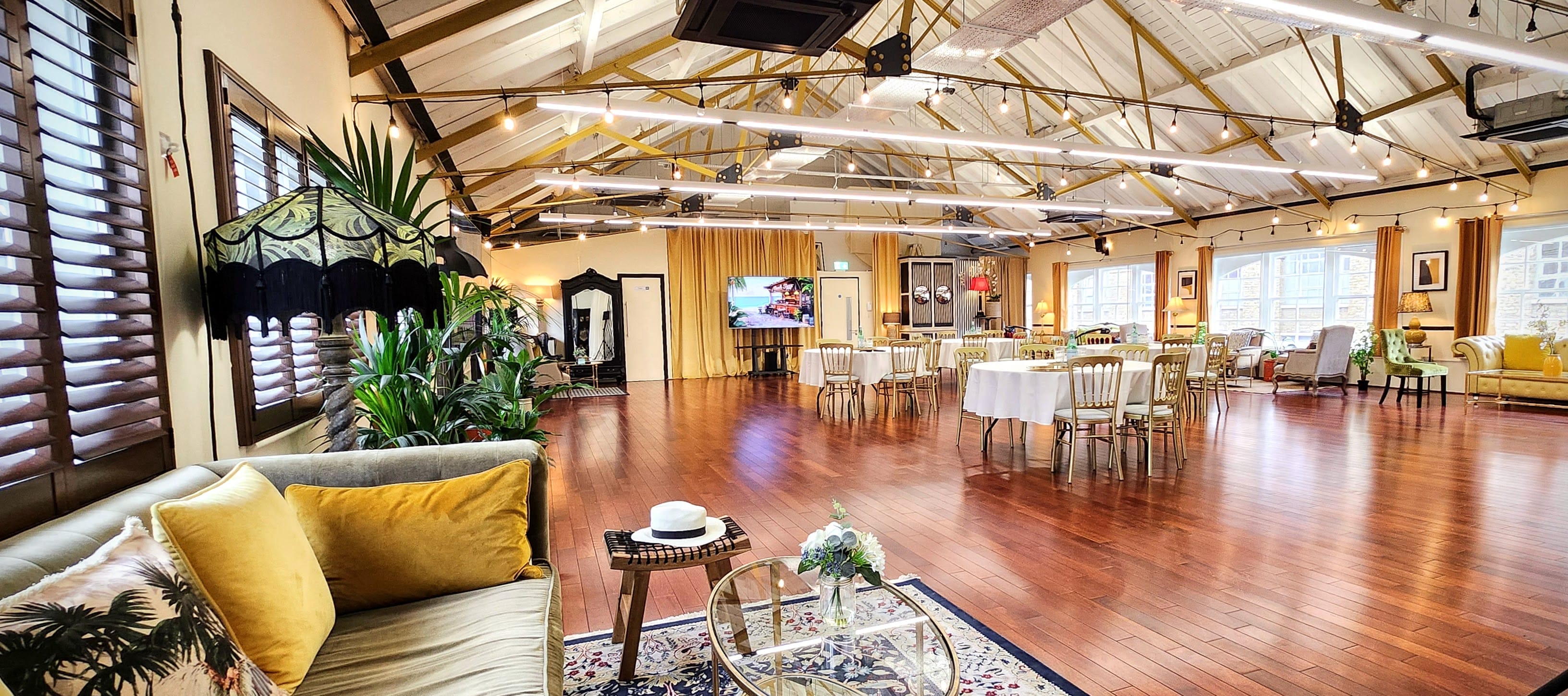 New Victorian Loft and Galeria 34