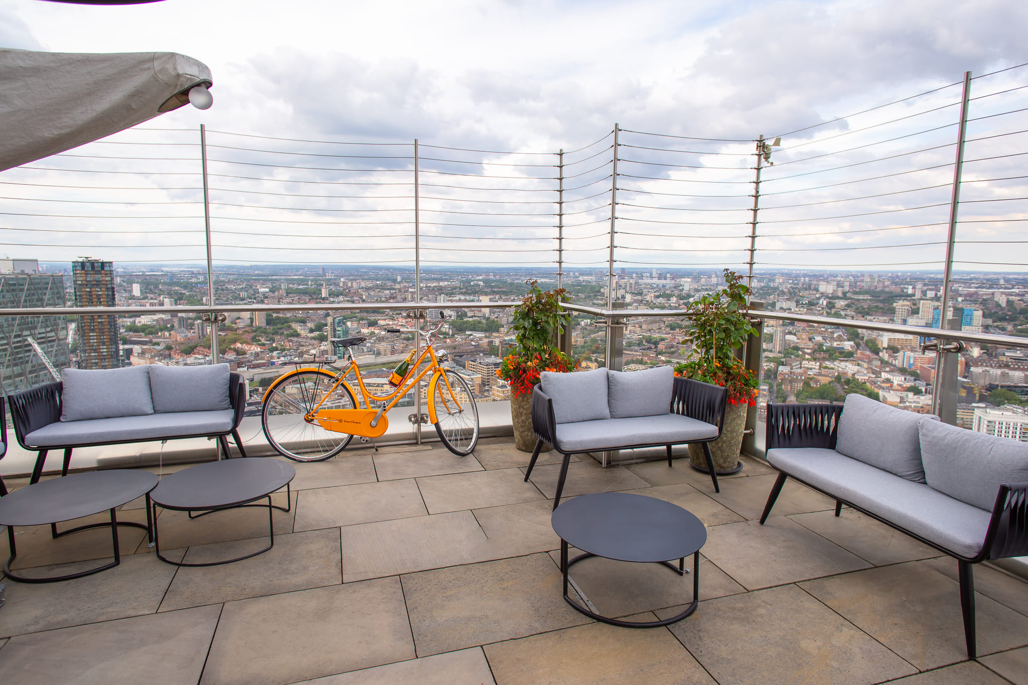 SUSHISAMBA East terrace 3