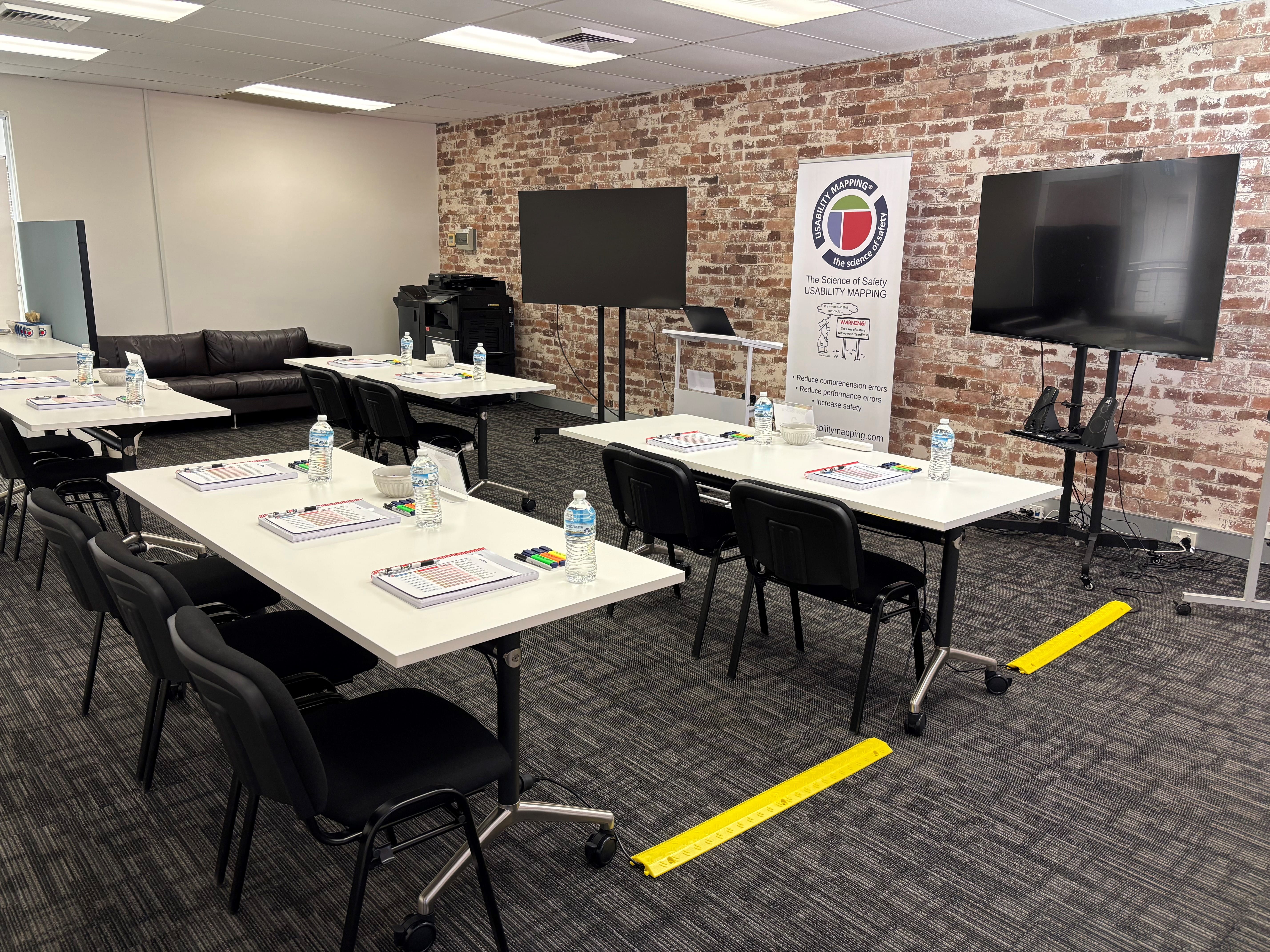 Longreach Room - Flexible Office Space for Short-Term Hire 4