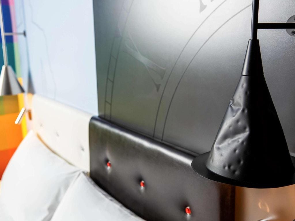 Standard Queen Room 2