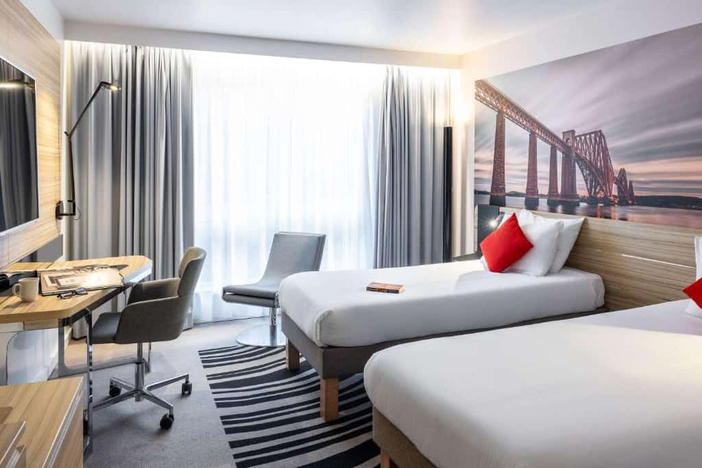 Standard Twin Room 3