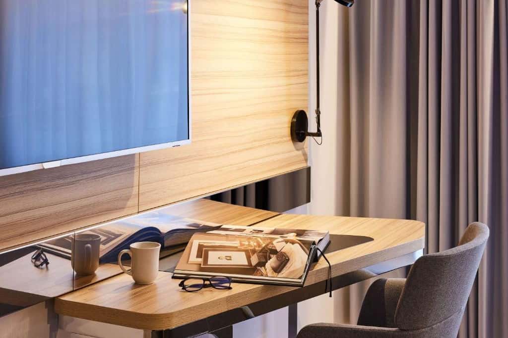 Standard Twin Room 5