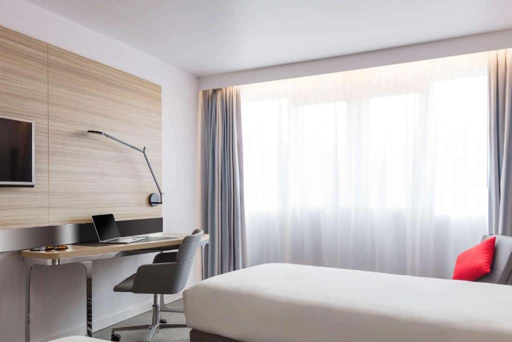 Standard Twin Room 0