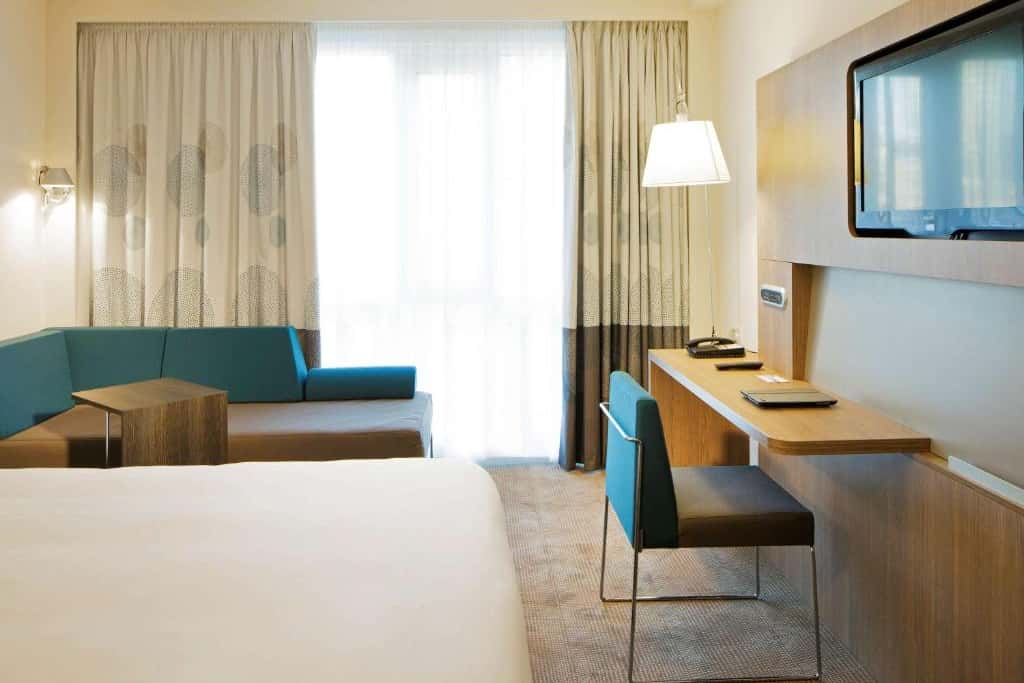 Superior Room with 1 Queen Bed + 1 Sofa Bed 1