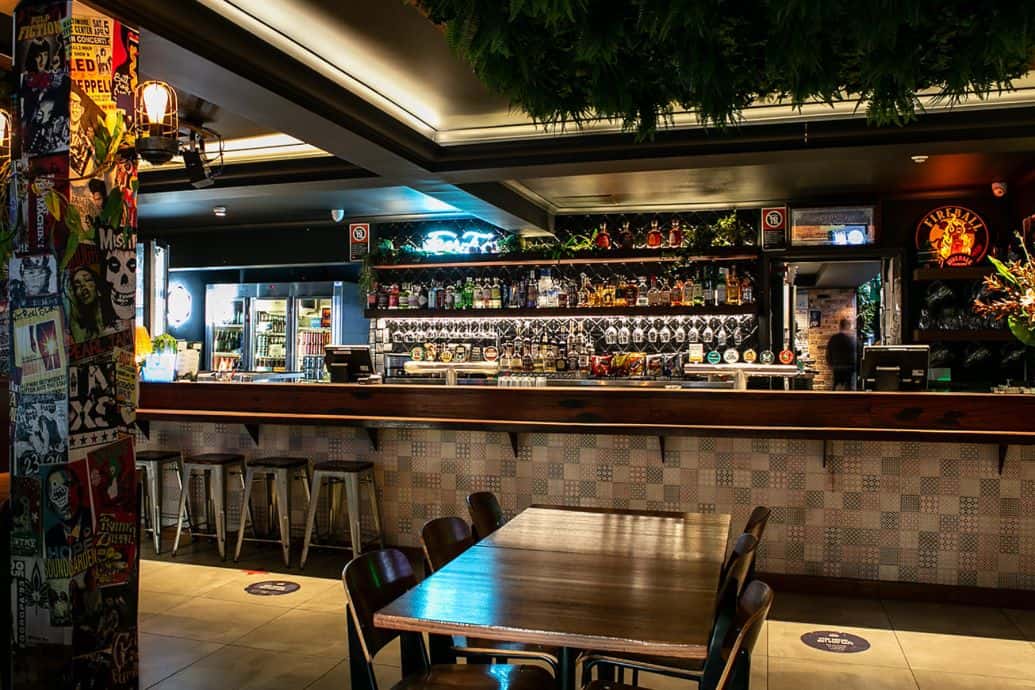 The Cauliflower Hotel - The Main Bar 3