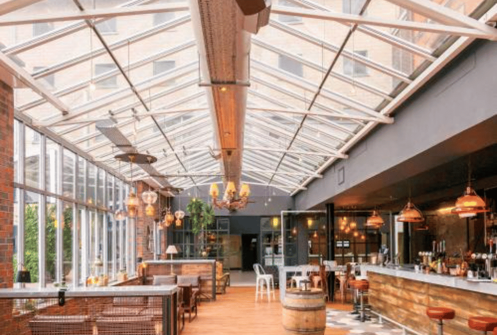 Standard Room with Queen bed + Convertible Sofa 3