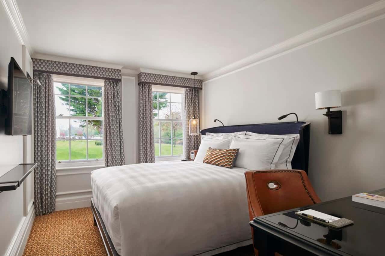 The Barn Room- Queen size bed 1