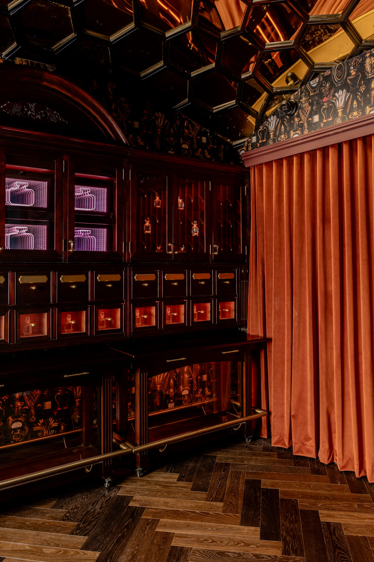 Perfumery Private Space 2