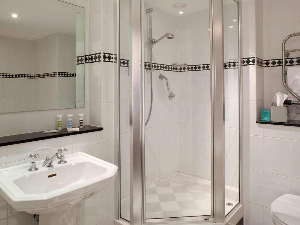 Standard Double / Twin Room 2