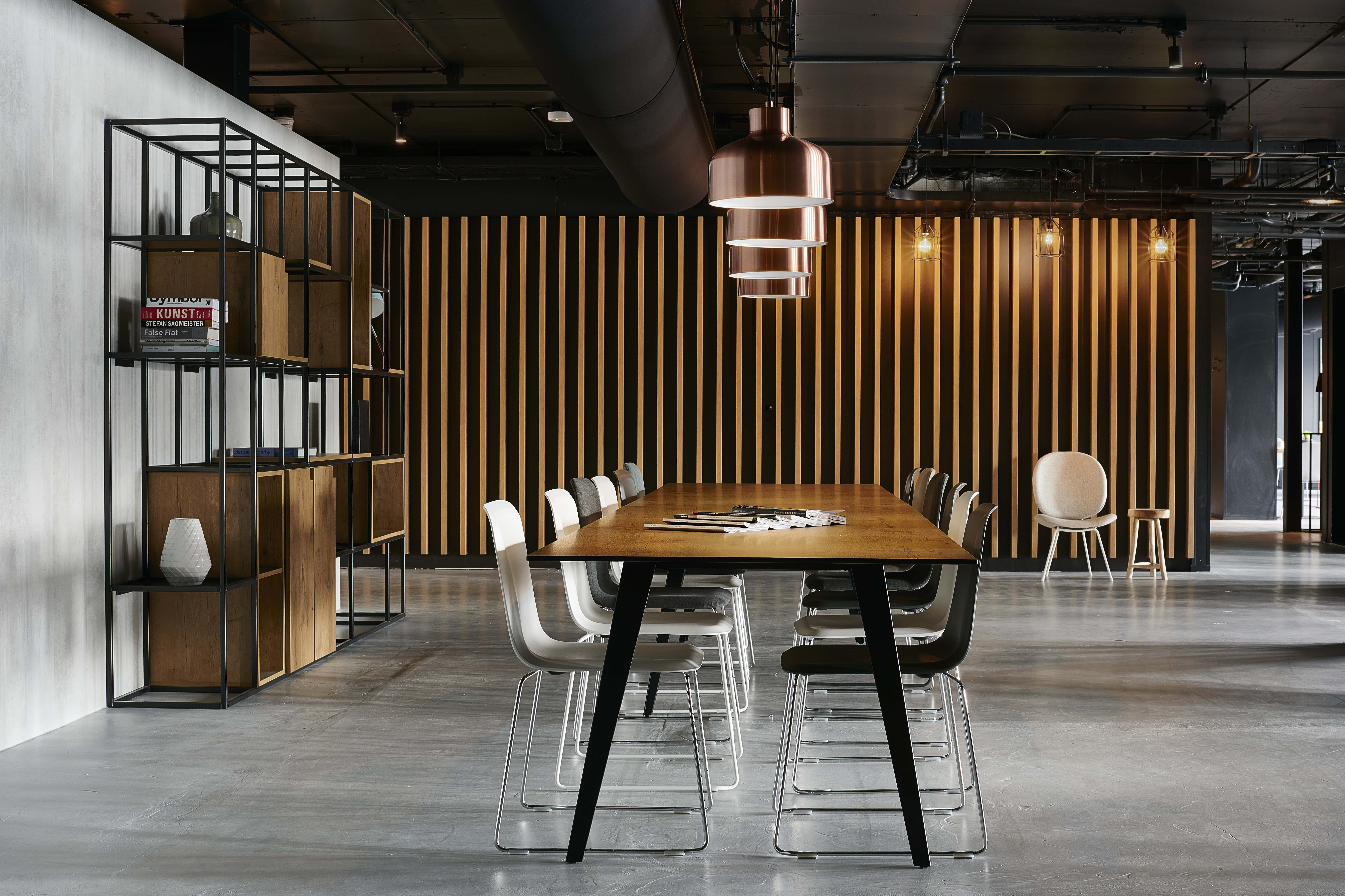 The Bookcase and The Globe 4