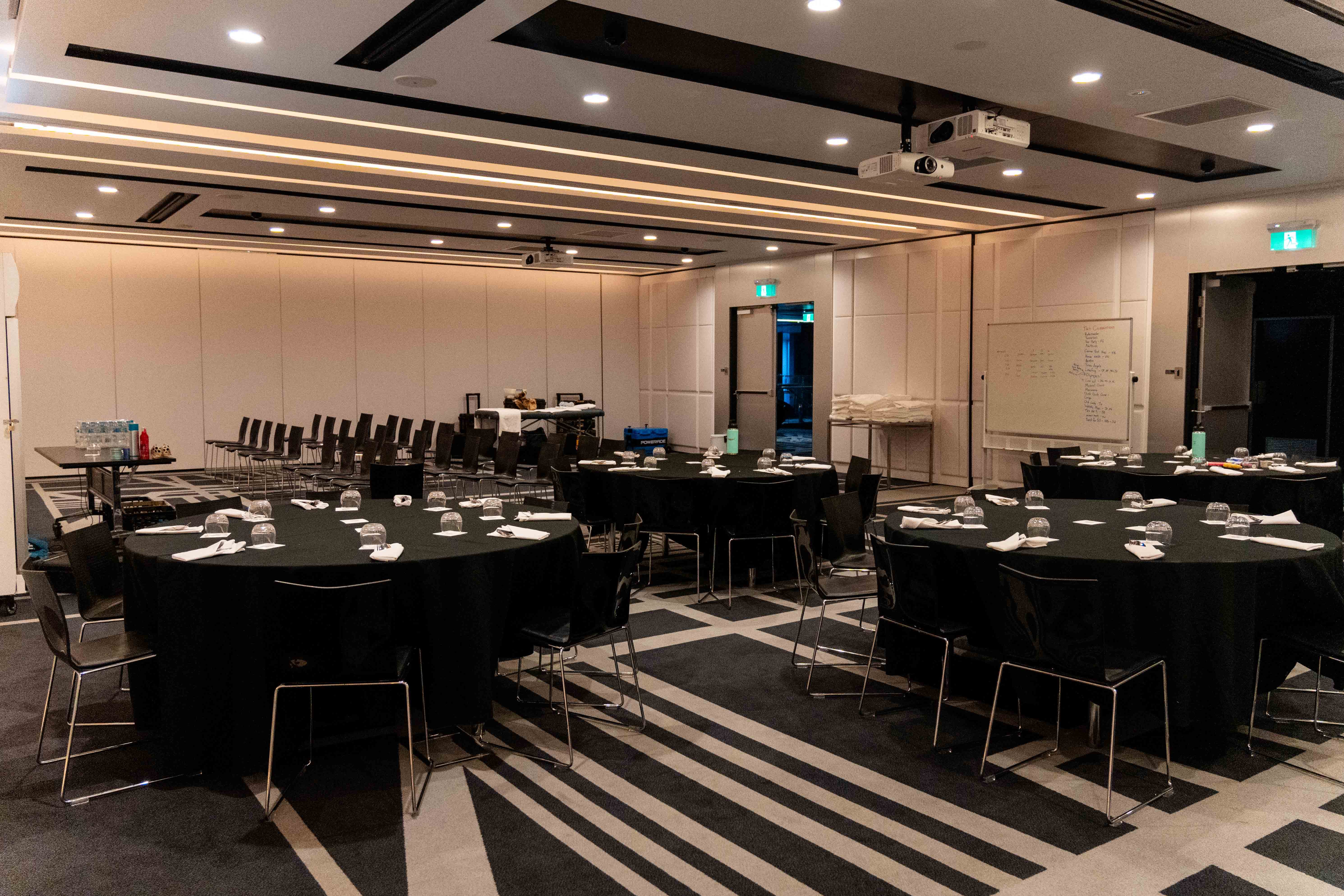 Gweagal with Burraga