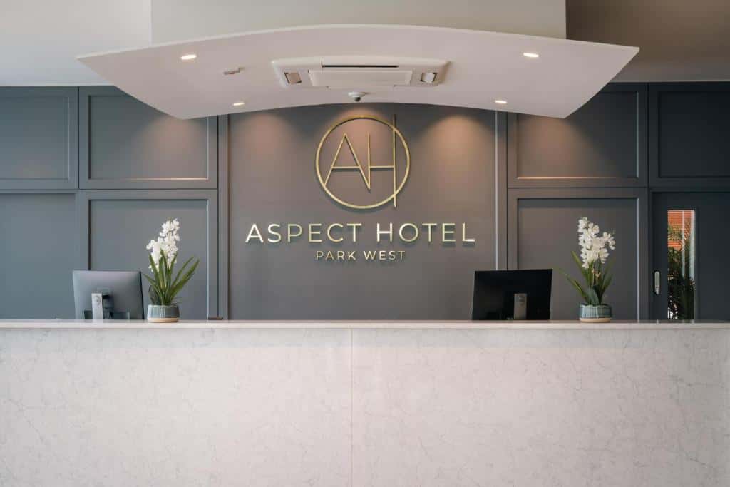 Aspect Hotel Park West 0
