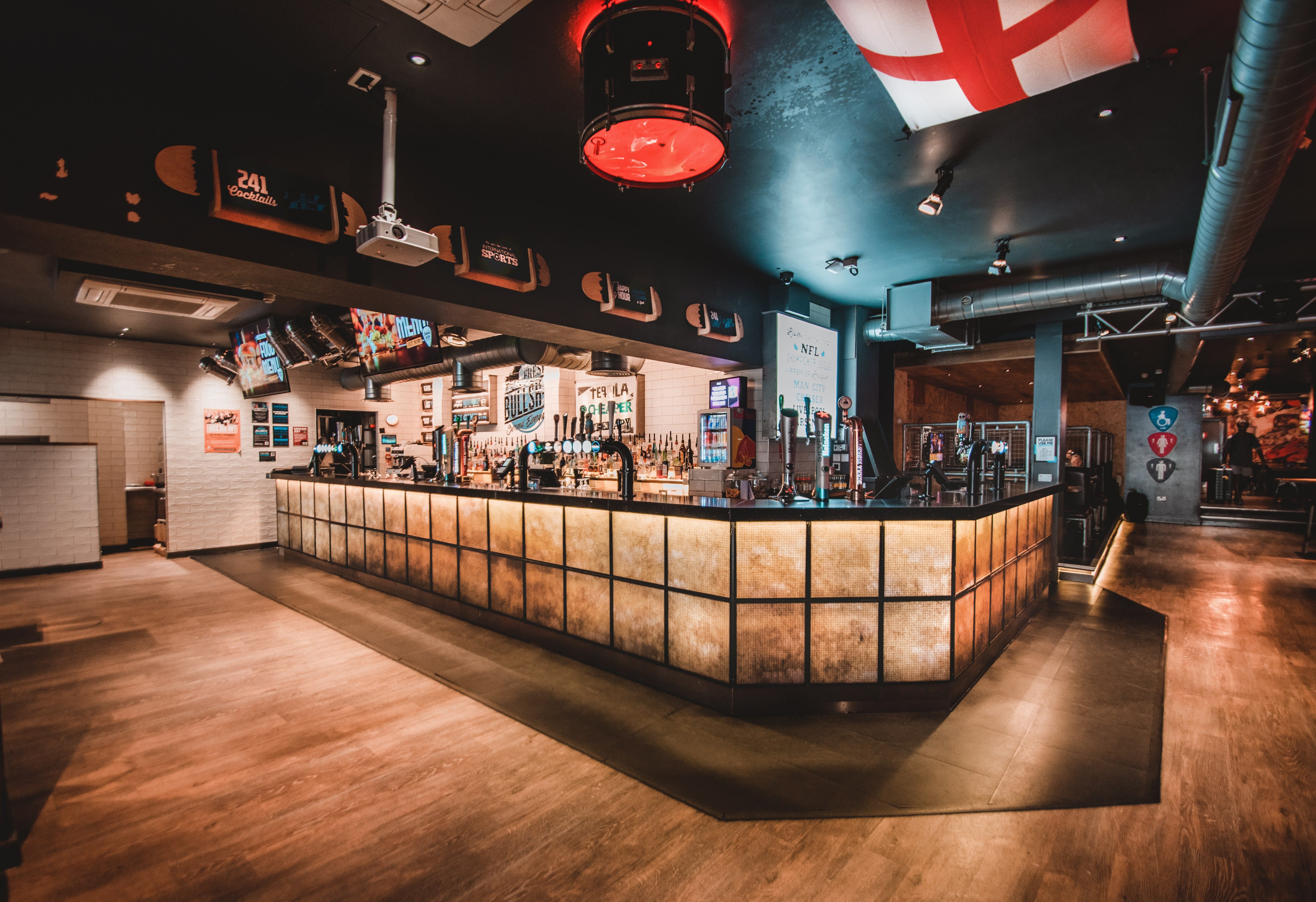 EXCLUSIVE FULL VENUE HIRE