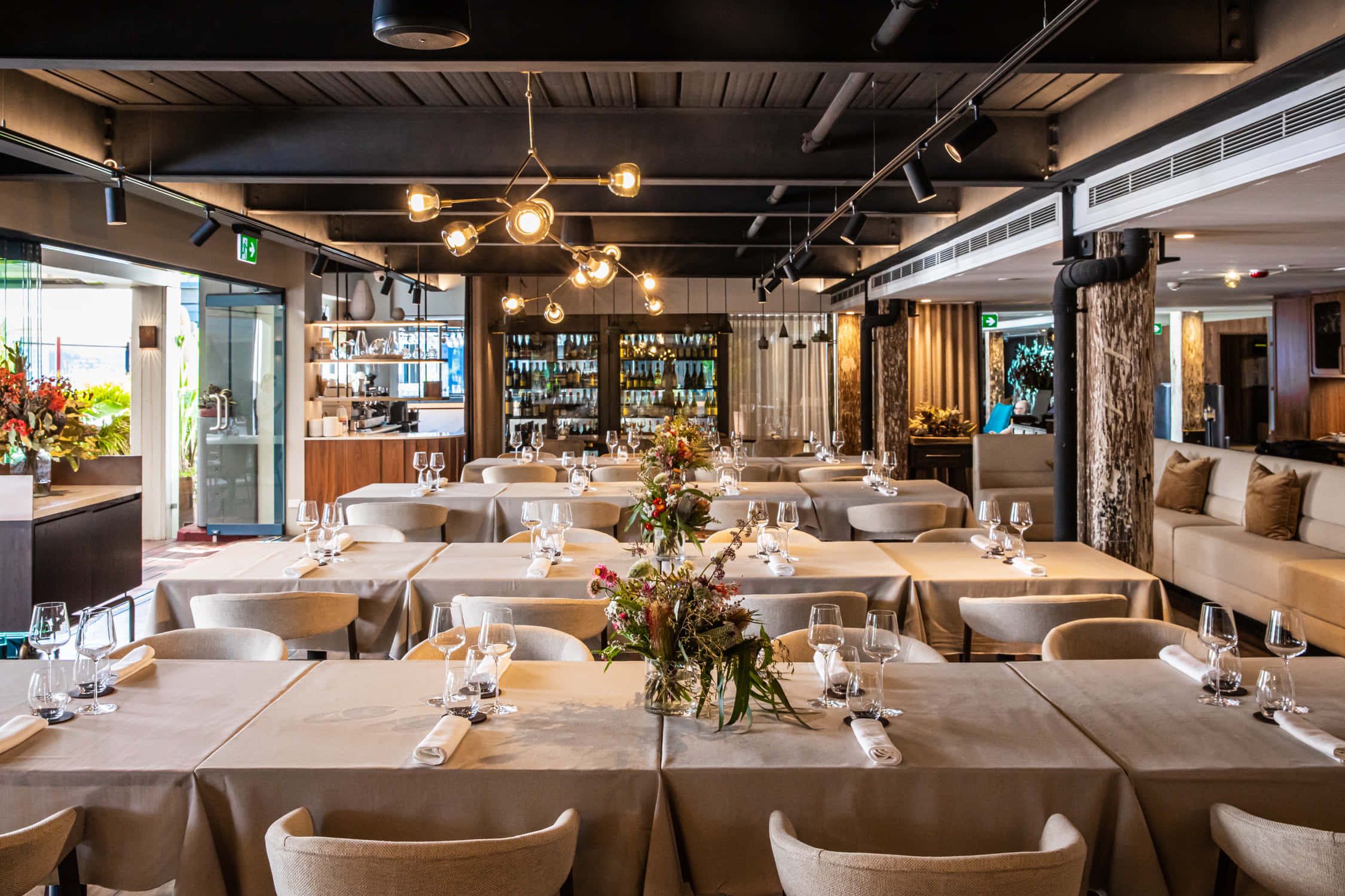 PIER dining - Main Dining Room 1