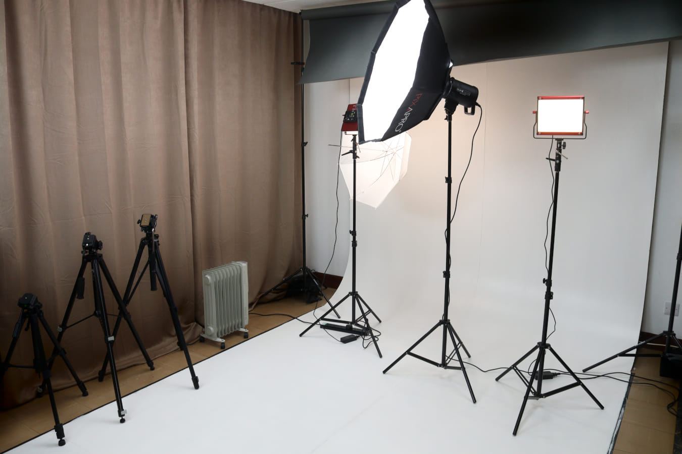 Photography and music practise studio 2