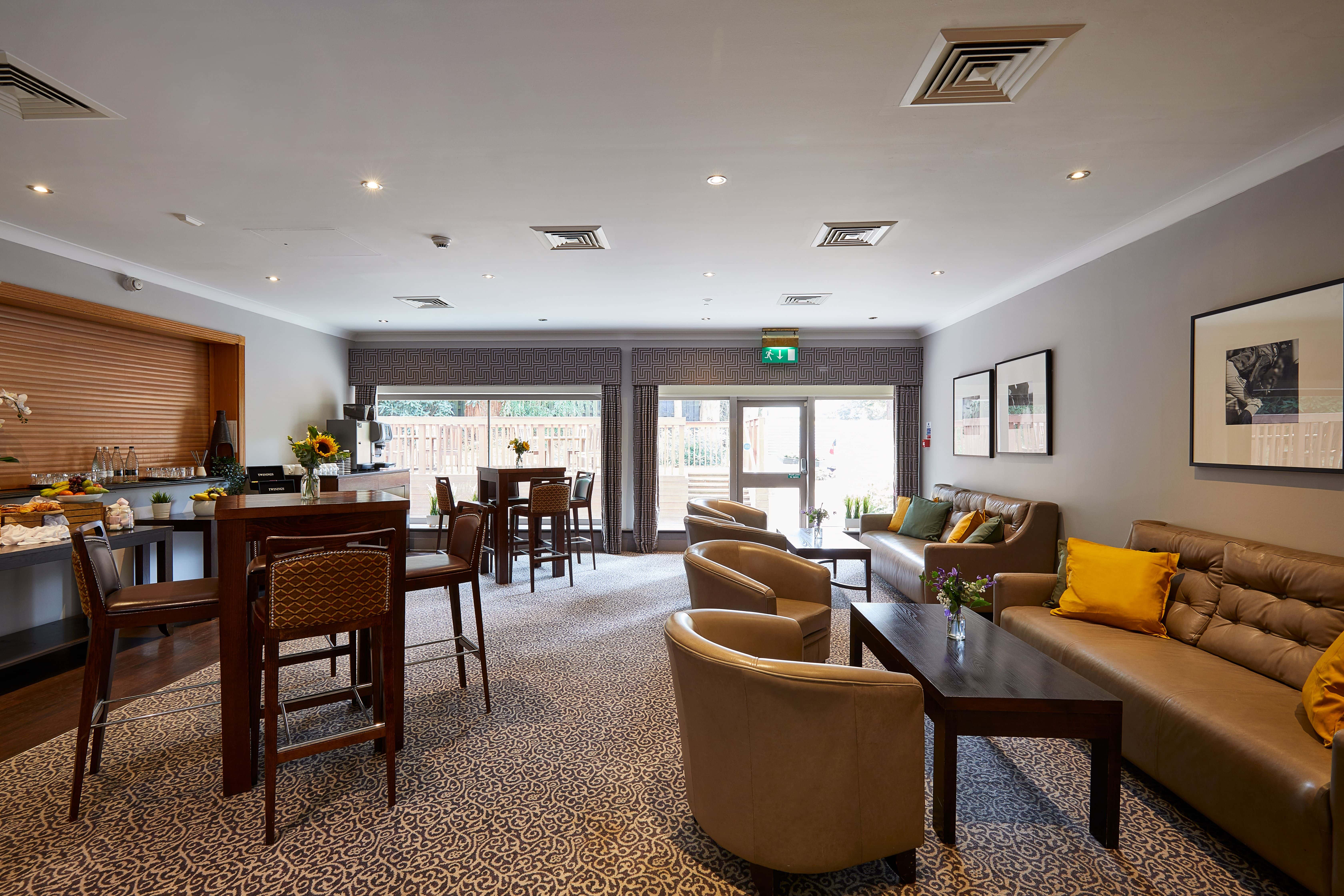 Park & Ascot Suite 2