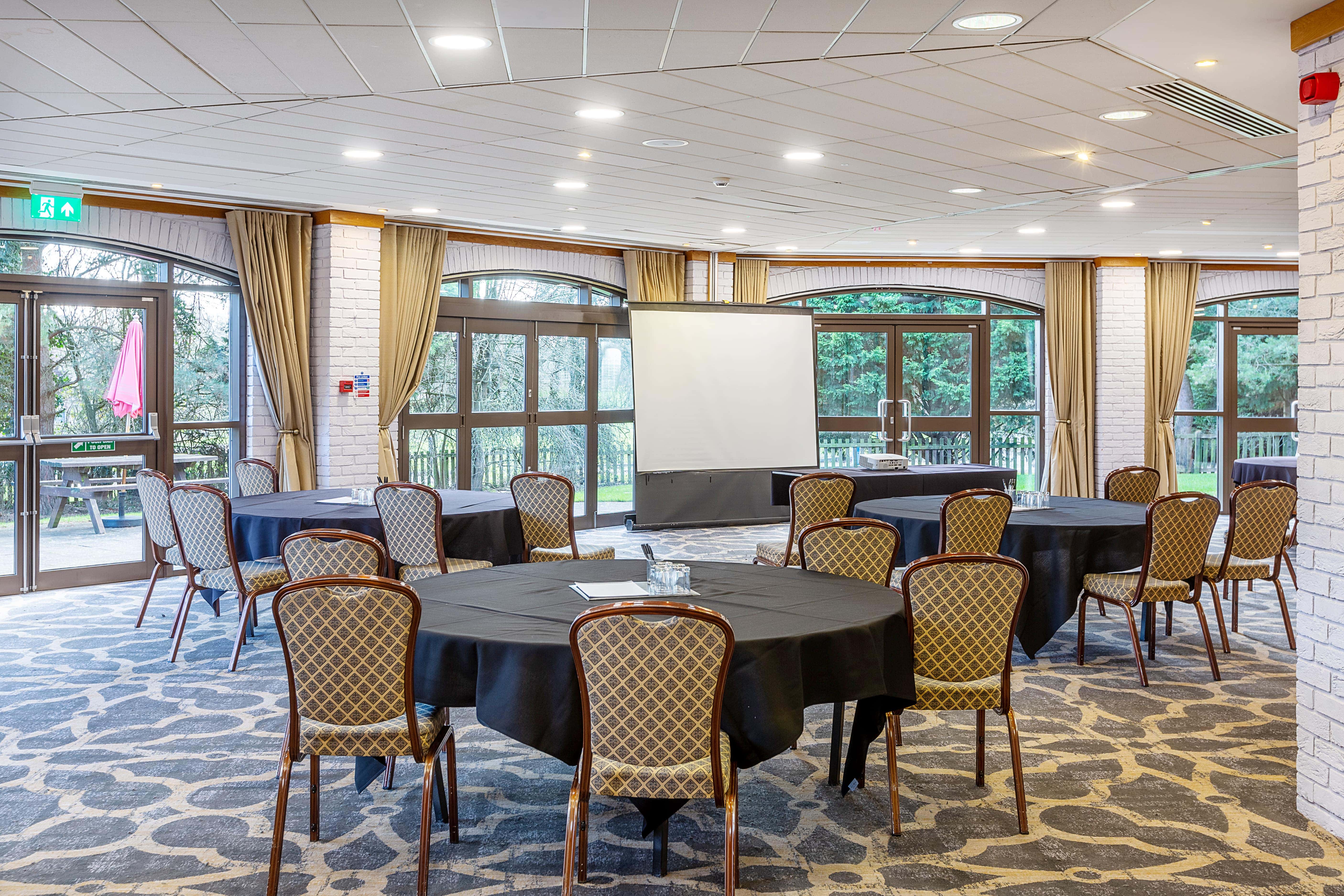 Henley in Arden Suite 0