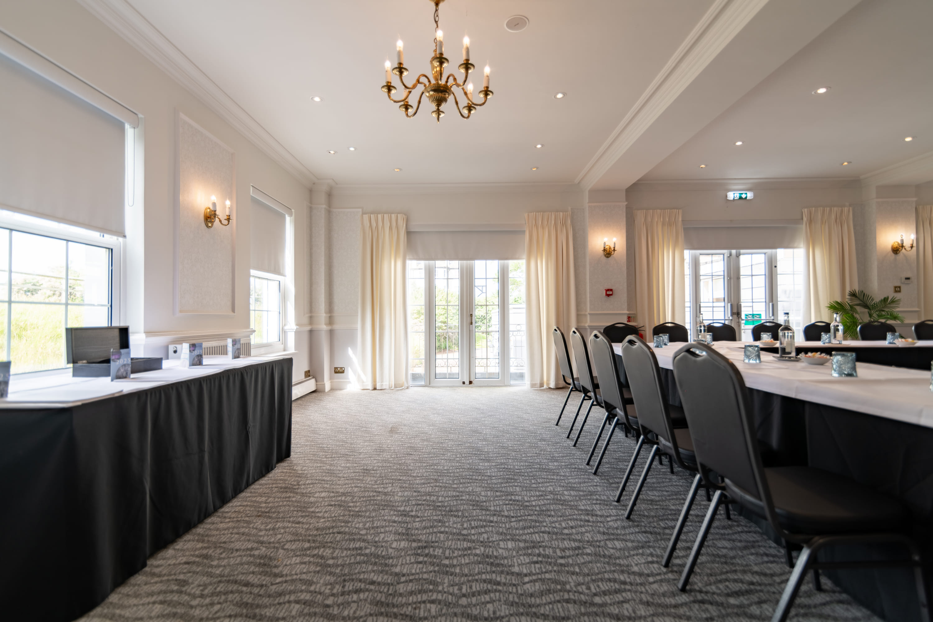 The Elizabeth Room 4