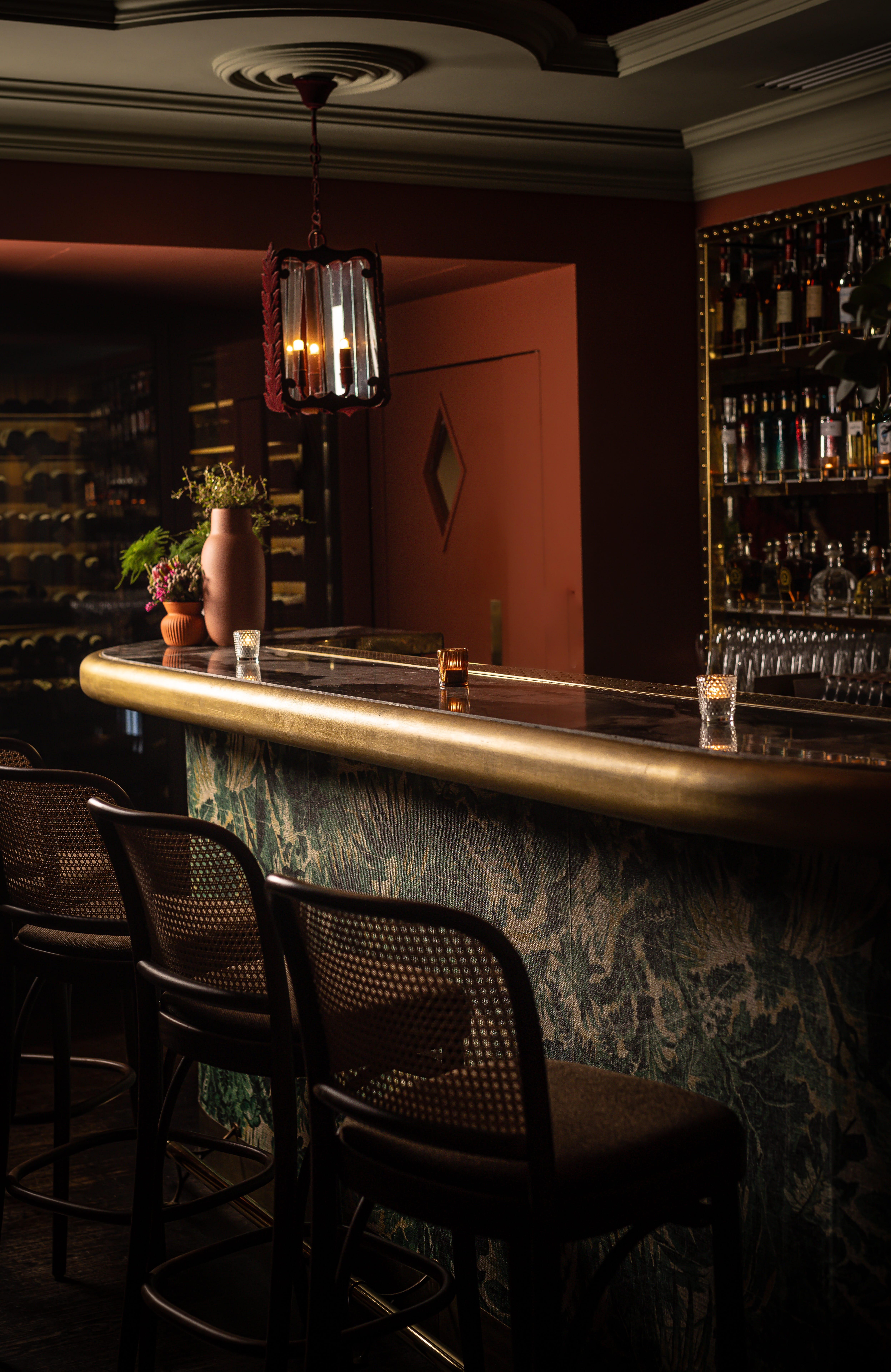 Velvet Room - Full private  1