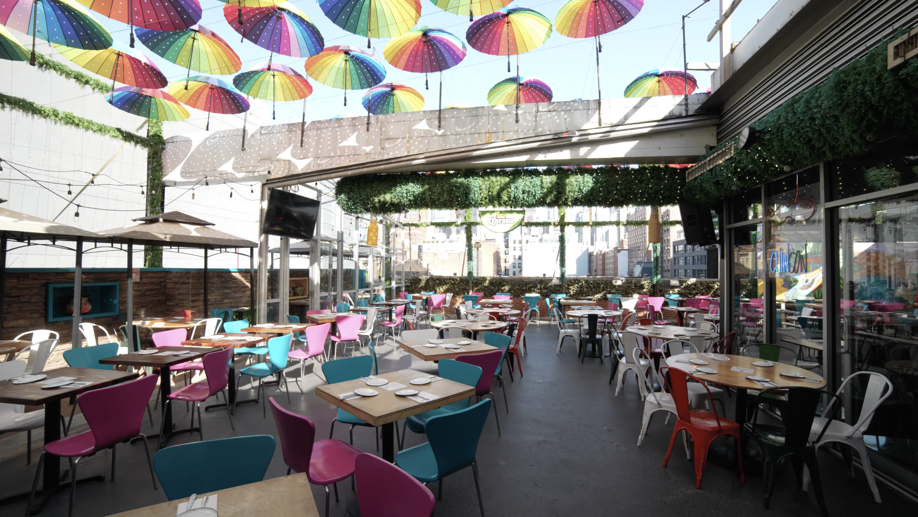 Cantina Rooftop/Garden Room