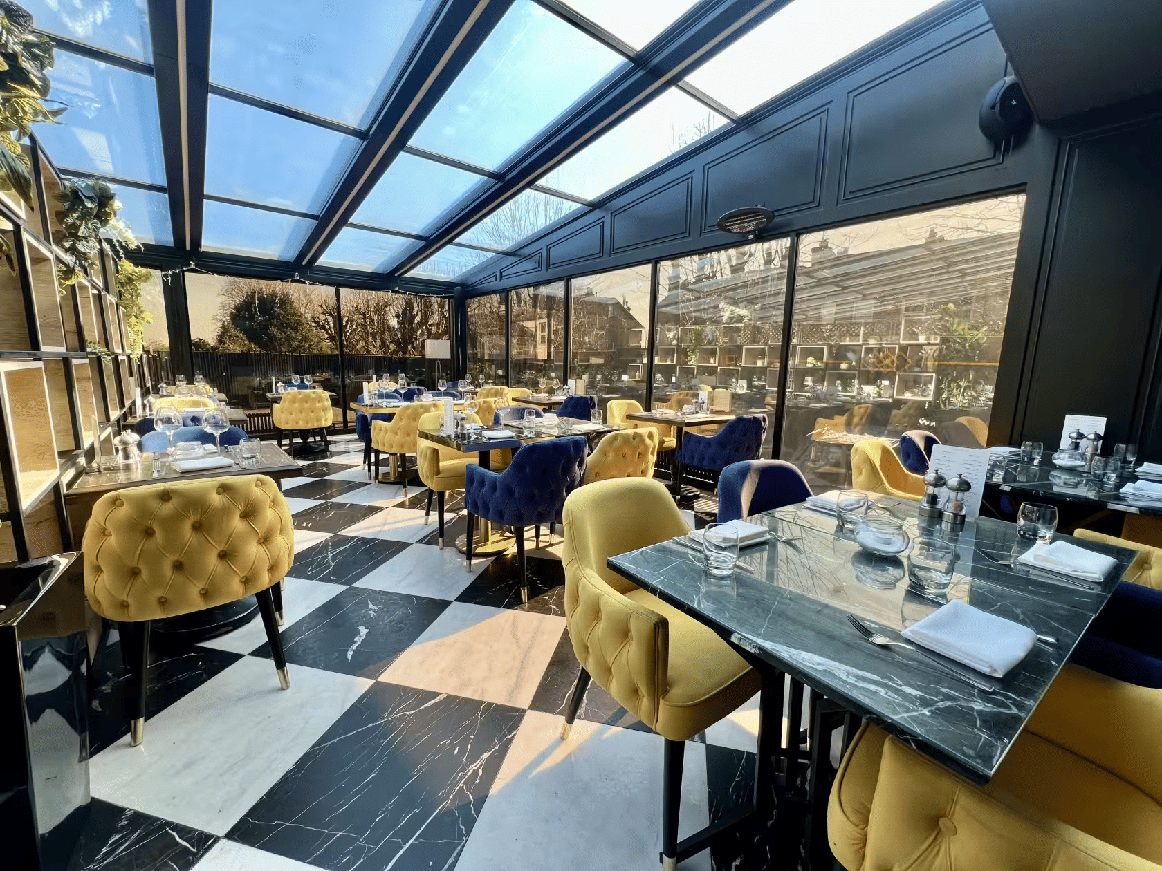 Lokkum Bar & Grill 13