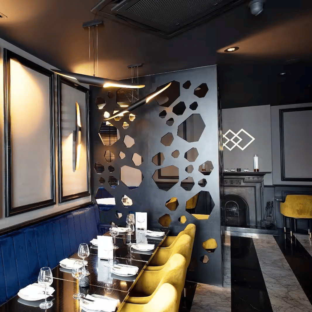 Lokkum Bar & Grill 9