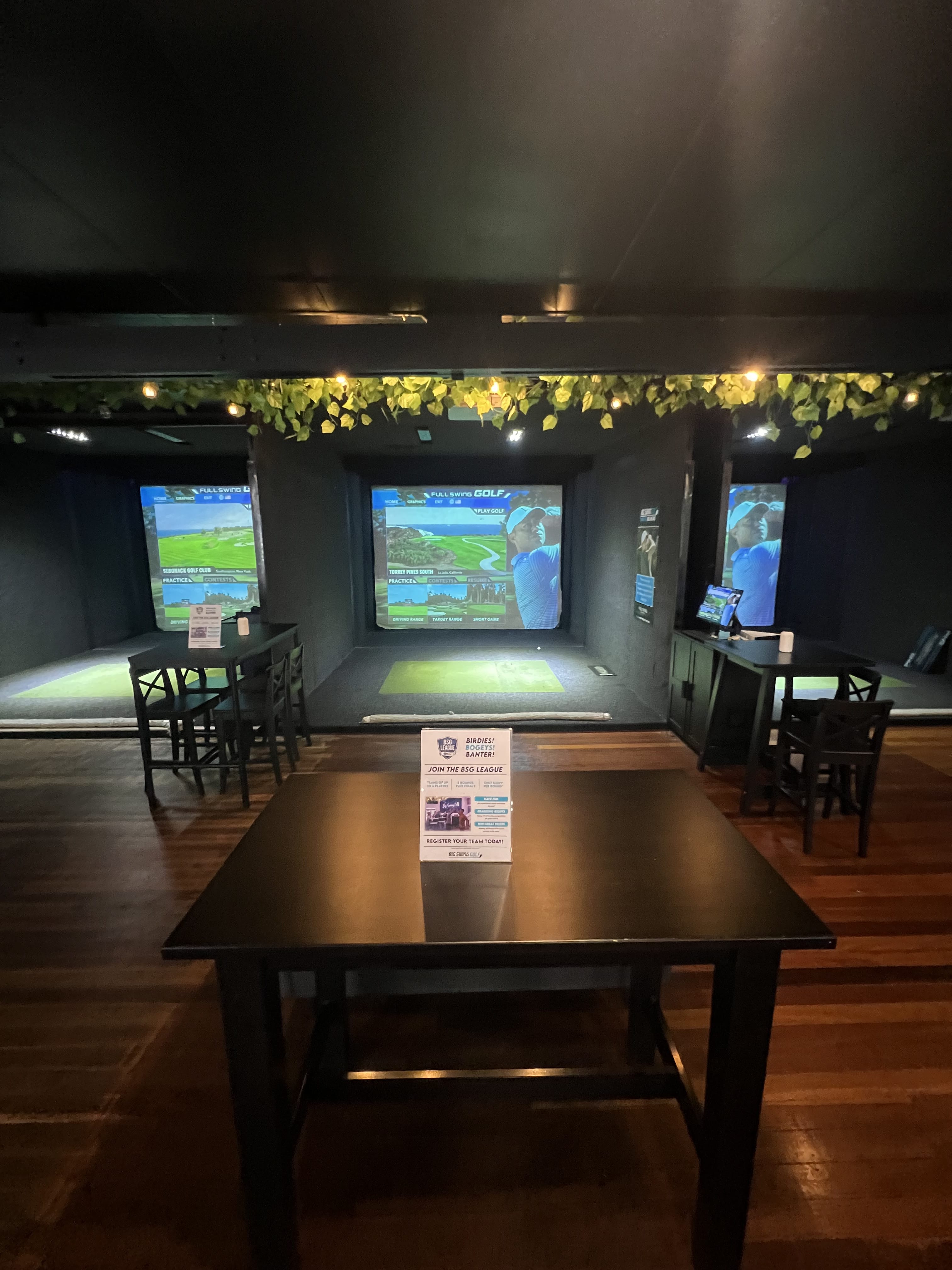 Golf Simulator Bays & Function/ Entertaining Space 4