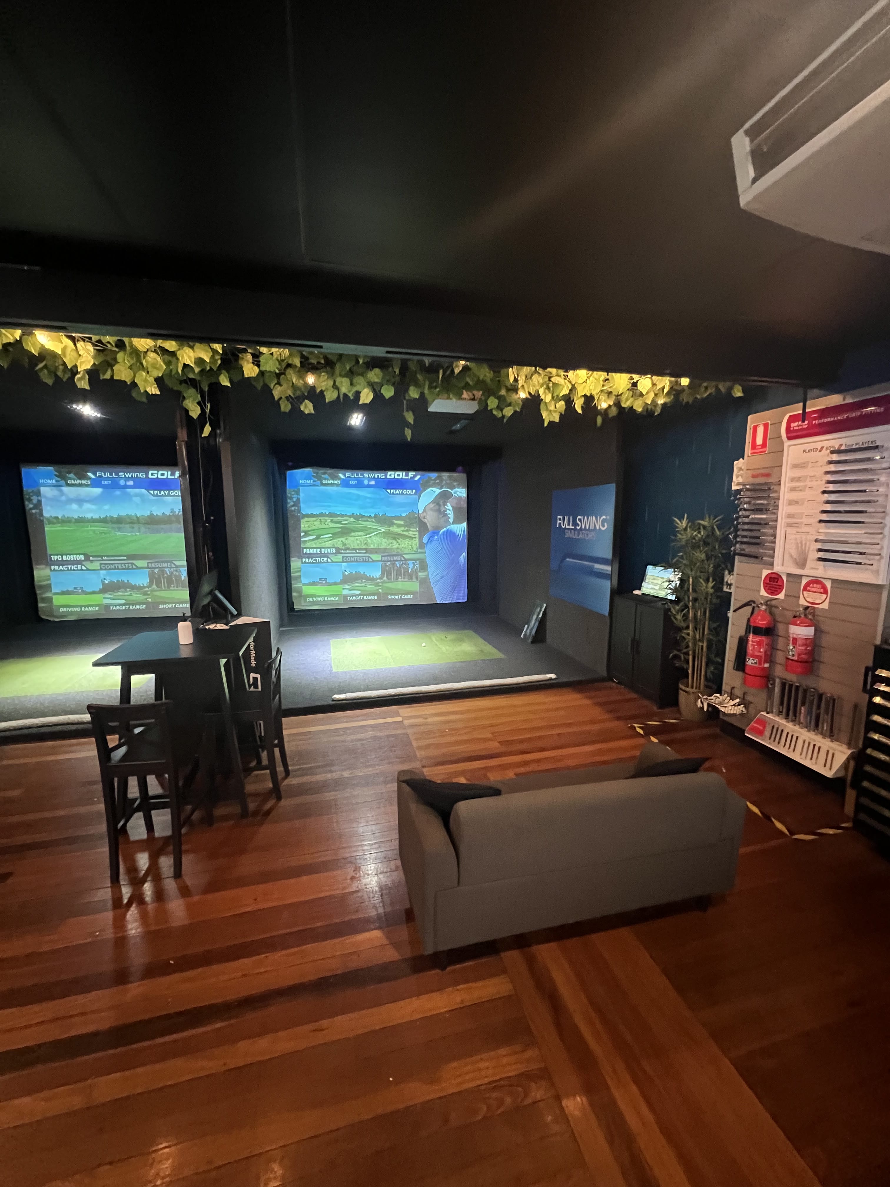 Golf Simulator Bays & Function/ Entertaining Space 5