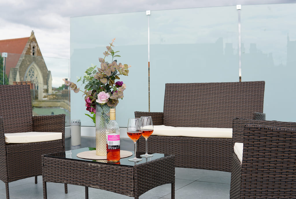 Private Roof Terrace at Camden Sunlit Penthouse 1