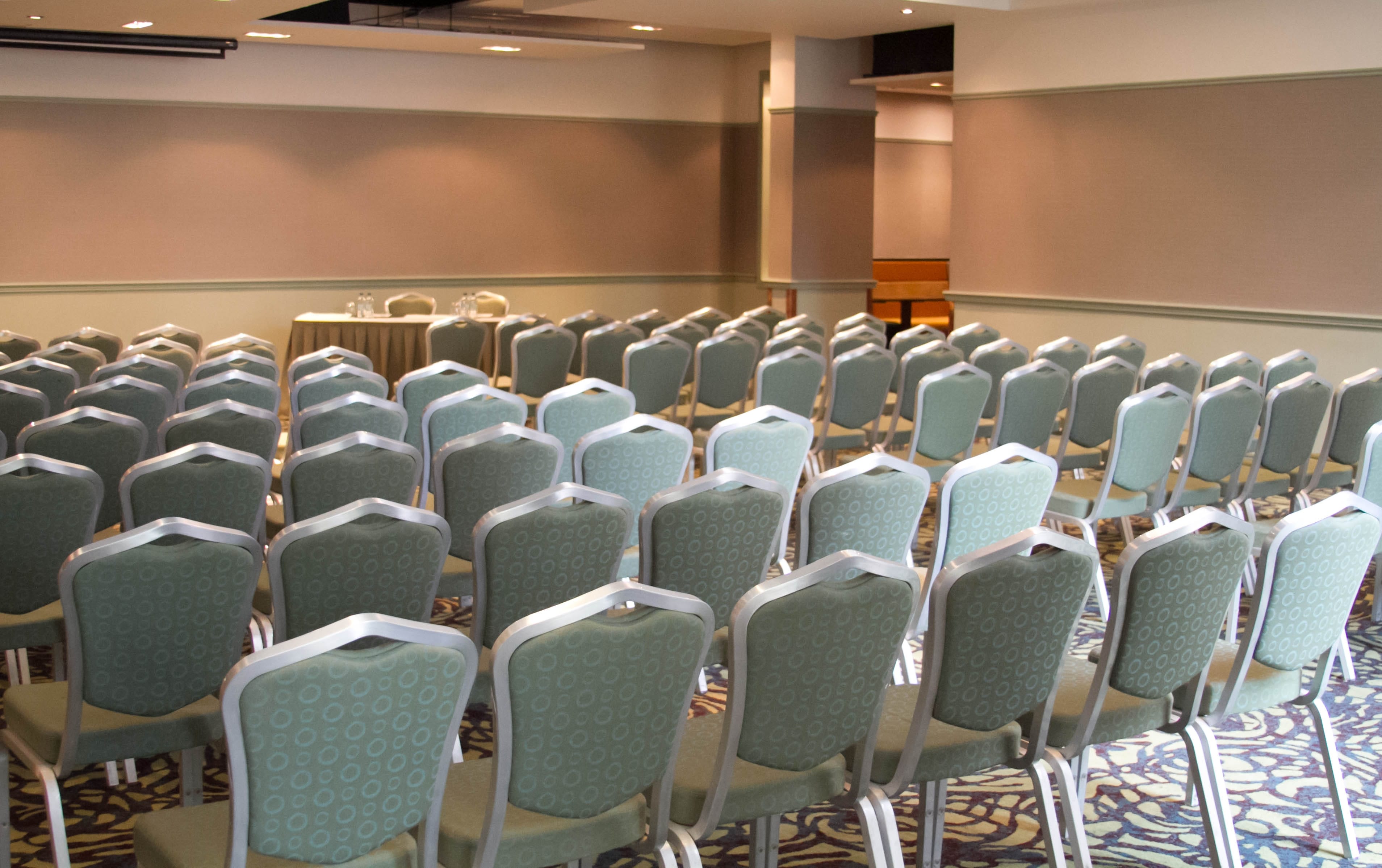 Fahrenheit Suite   2