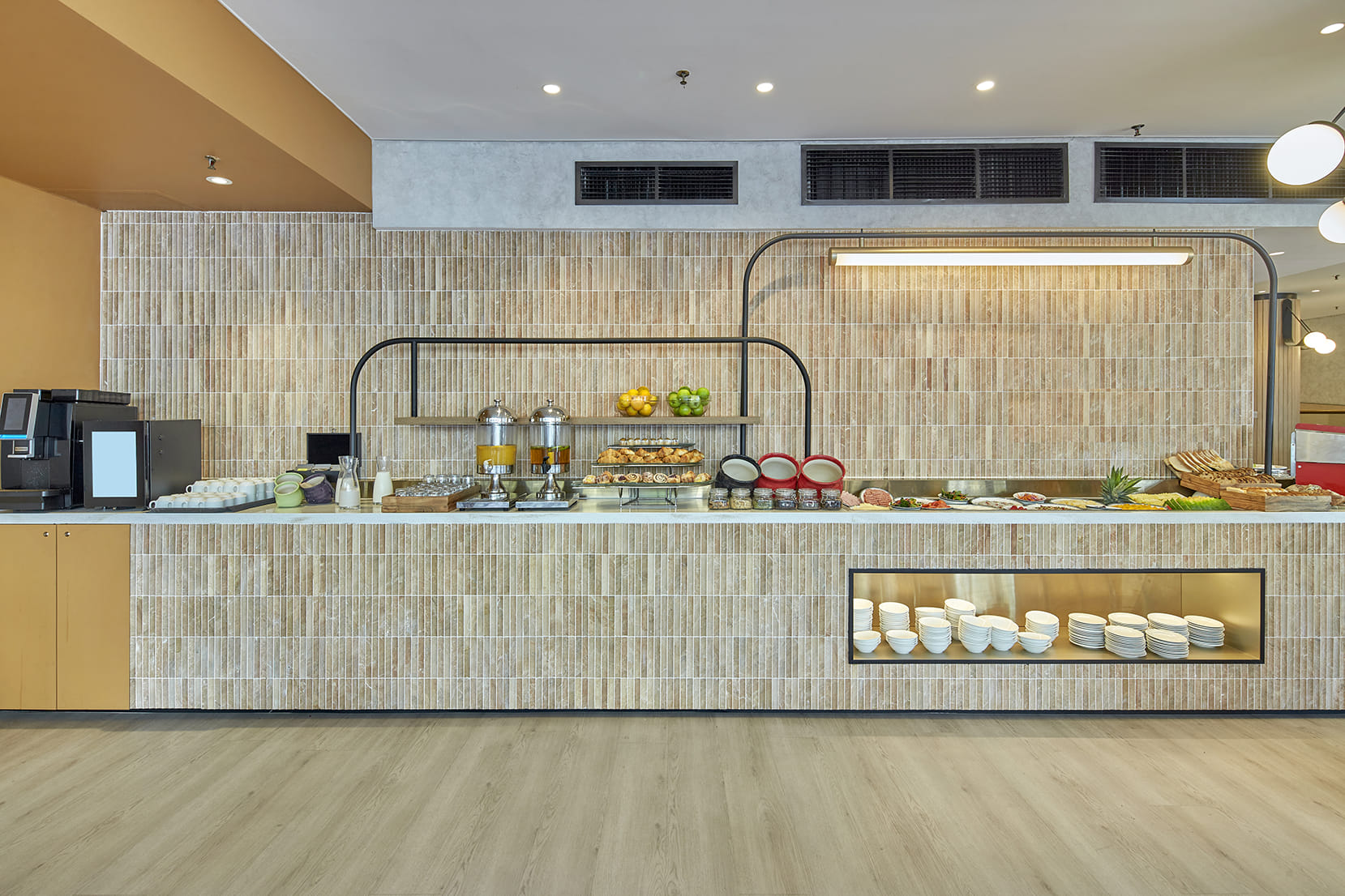 Chelsea Dinning Hall 11