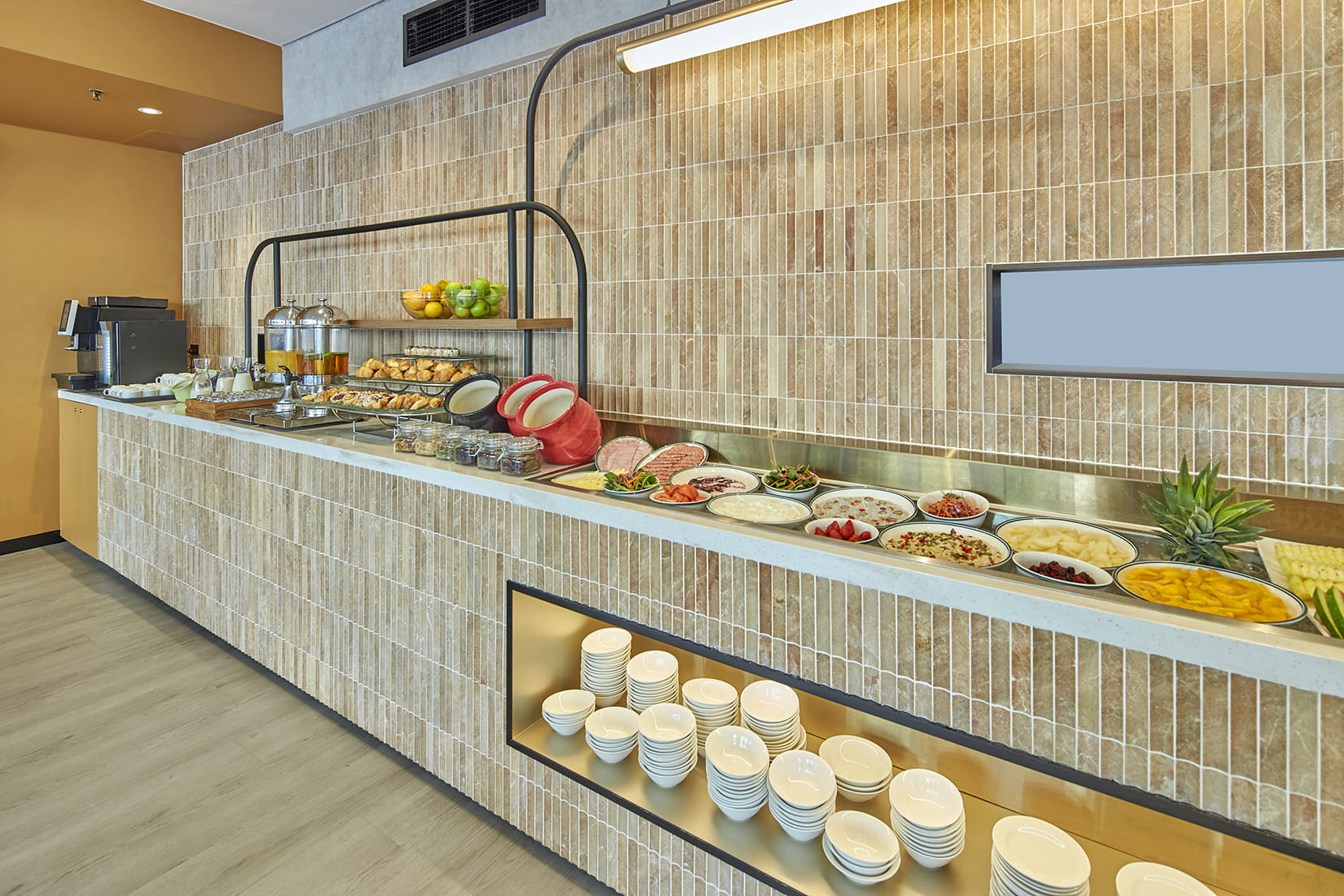 Chelsea Dinning Hall 14