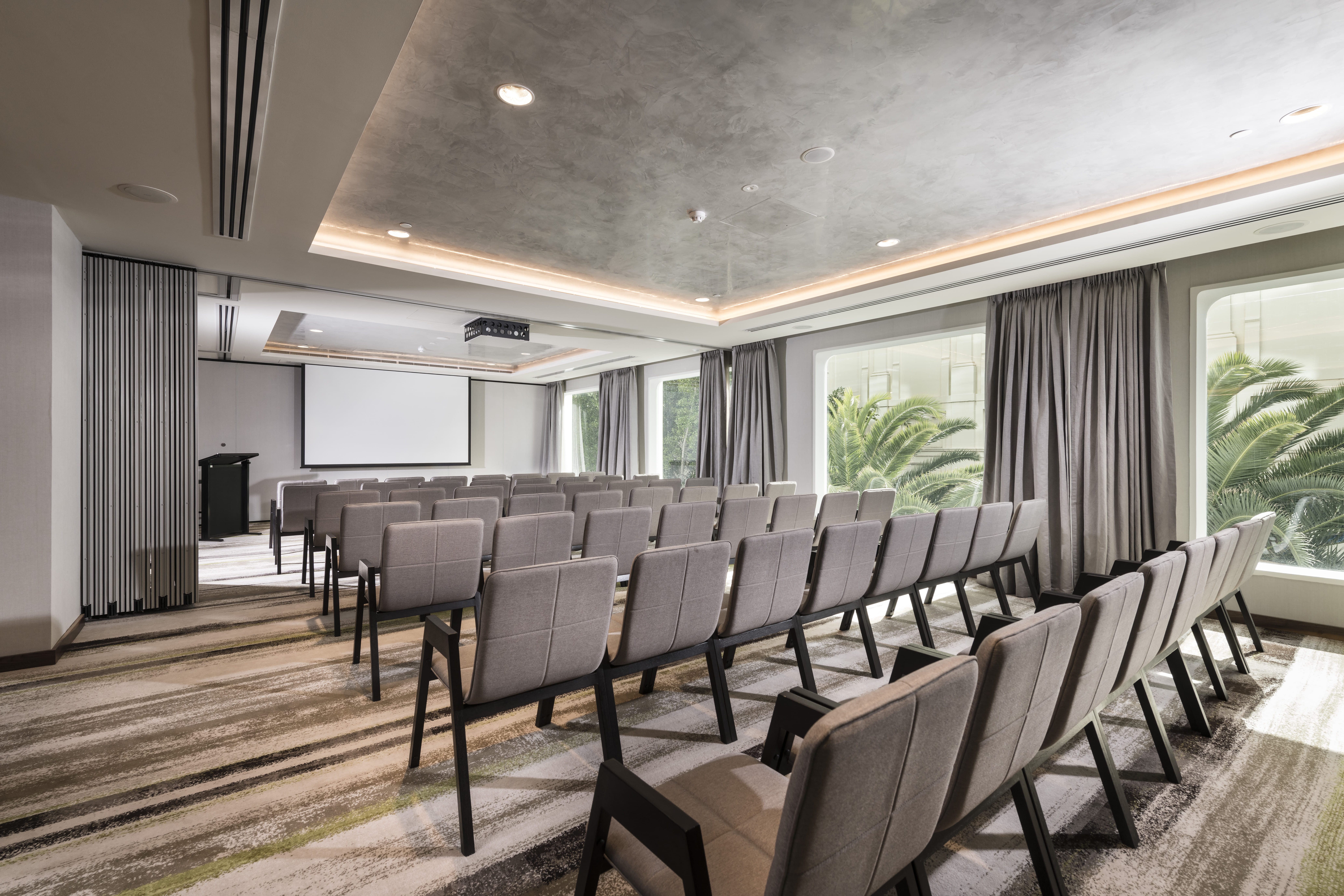 Gallery Meeting Suite 10