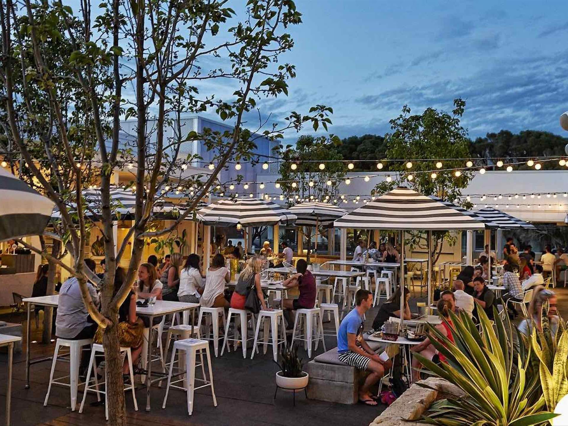 The Cottesloe Beach Hotel 2